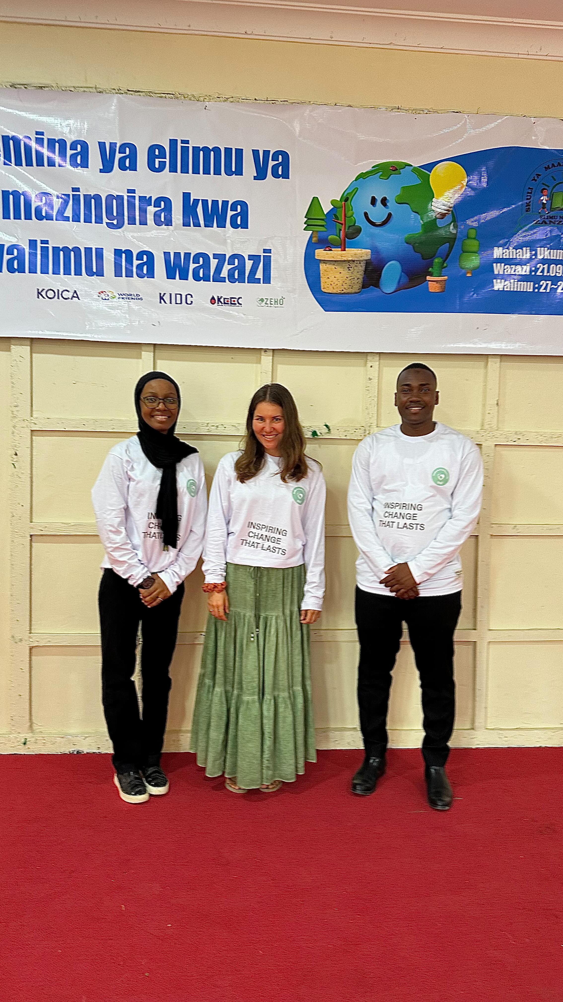 Follow me around during two inspiring days of health & environmental education in Zanzibar ✨
Thanks to @koicatanzaniaoffice, our zeho-team had the chance to work with amazing teachers, combining learning, creativity, and real-life practice. From brainstorming classroom ideas to hygiene demonstrations and community action, it was all about hands-on learning♻️🧴
Because true change begins when education meets experience - and grows through those who pass it on💚
