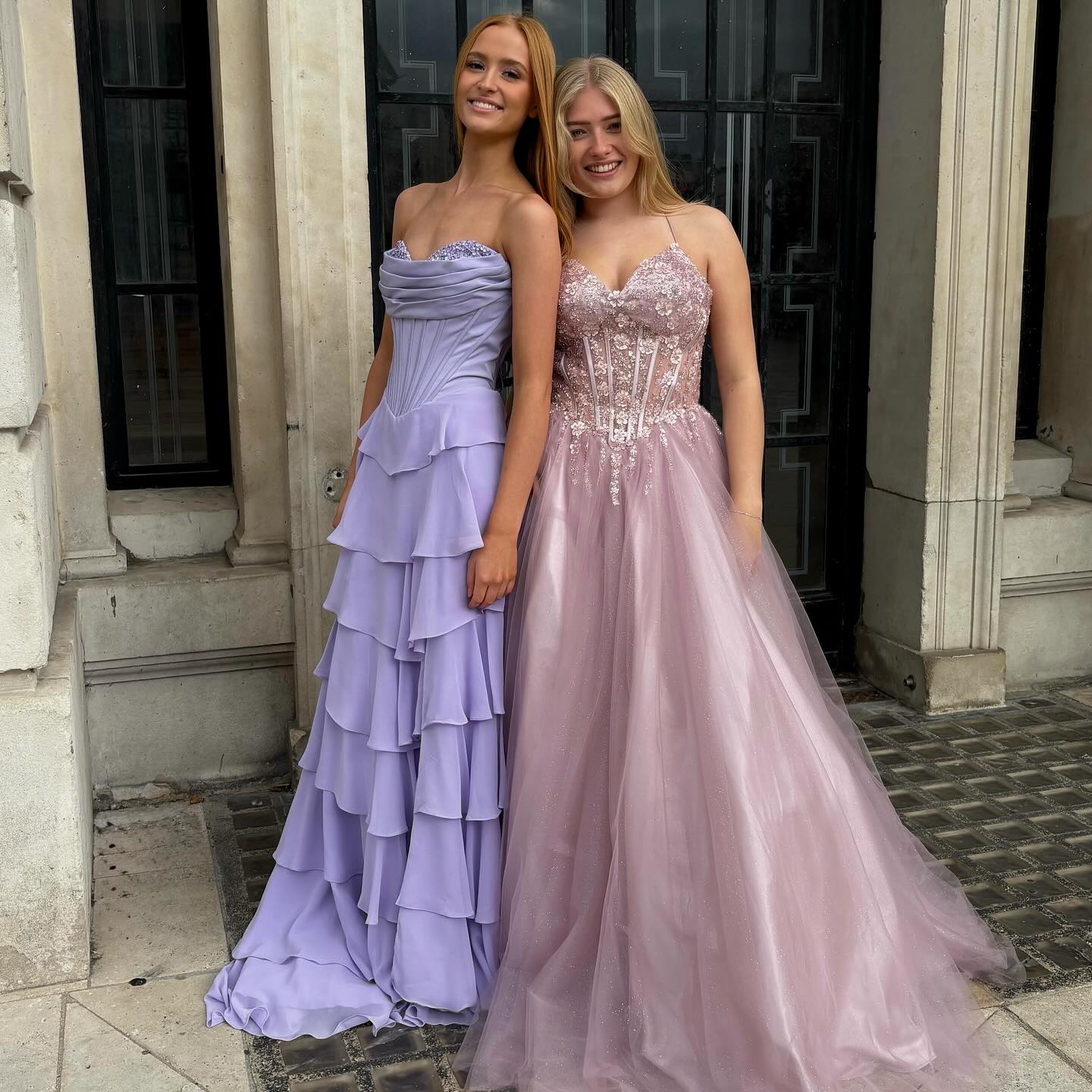 BESTIES THAT PROM TOGETHER 🤝
These two styles have been SUPER POPULAR for the last few weeks and it’s easy to see why! 🥹
Our Alisha Lauren “Ivy” style to the left and “Gardenia” to the right, which one is your favourite? ✨
We now have LIMITED AVAILABLE APPOINTMENTS for weekends in November 🥹 make sure your booking your appointments today!