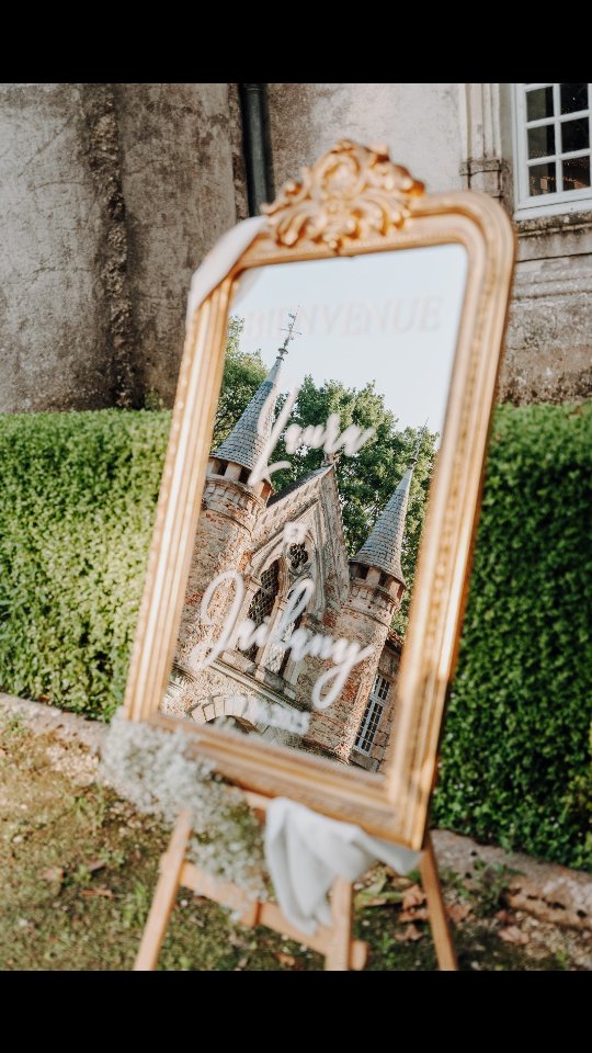 Découvrez ce que J&L avaient imaginé à Fondat pour leur mariage...
Credit photo: @marionalexandra_photography
Fleurs : @grainedeboheme
Traiteur: @au_fil_des_saisons_40
Mobilier : @sead__events
MUA : @lolaguilhem_makeupartist
Video: @jeremy.couffitte