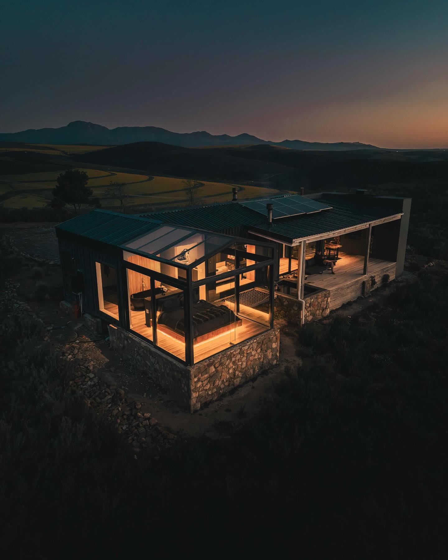 {BOOKED} 19-21 DECEMBER
WEEKEND AVAILABILITY!
These dates have just become available in our popular Soetdoring cabin.
Visit our website to book!