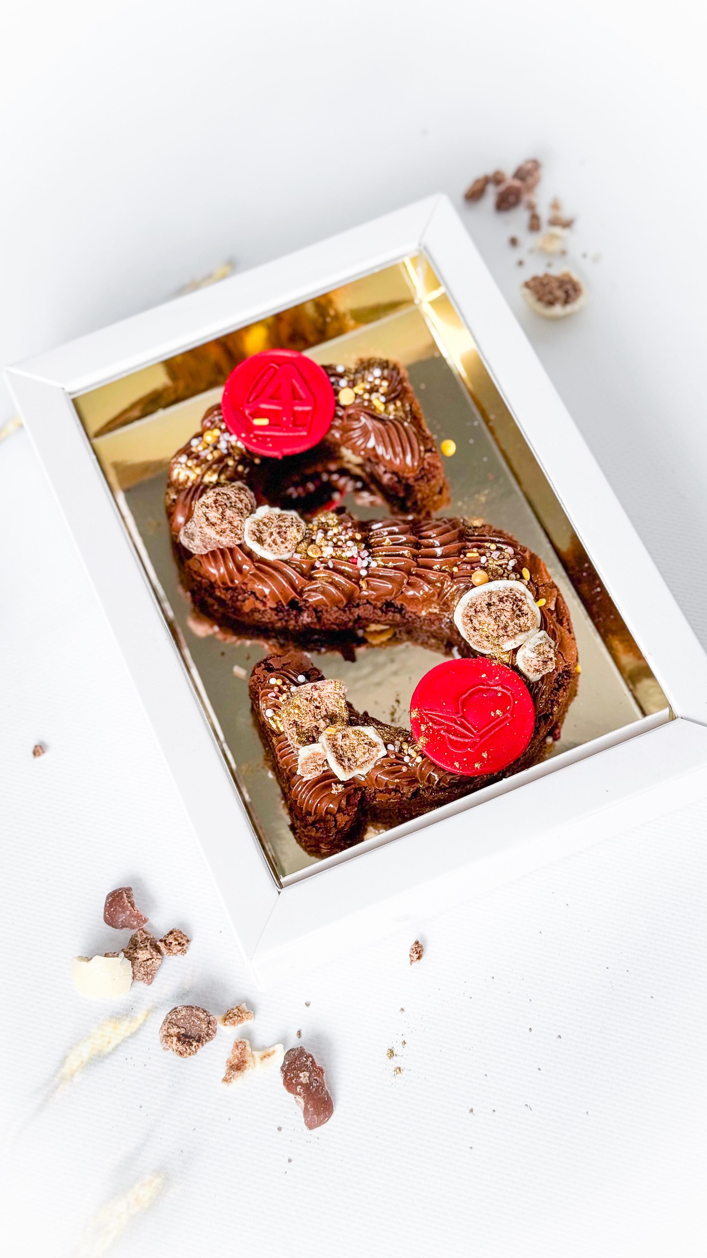 BrownieLetter🤍
.
Geniet jij tijdens Sinterklaas van deze Brownieletter?!
.
Bestellen kan via de website;
www.cakemehappy.nl/specials
.
.
#brownieletter #glutenvrijebrownieletter #glutenvrij #lovetobakeyouhappy #glutenvrijhendrikidoambacht #vrijvangluten #glutenvrijetips #cakemehappyglutenfree #sinterklaas #glutenvrijsinterklaas #sinterklaasbakken