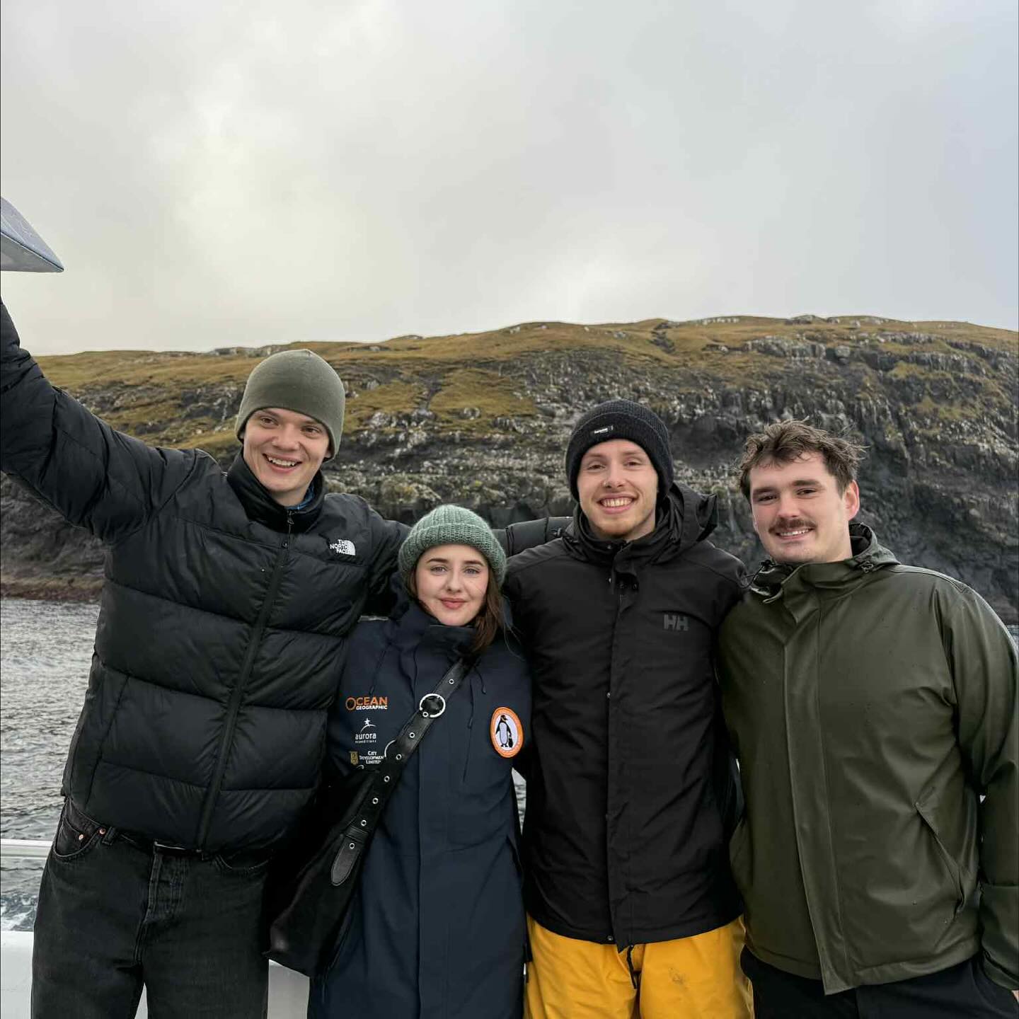 NAIS í Føroyum 🇬🇱🇮🇸🇫🇴
MFS bjóðaði lestrarfeløgum úr Grønlandi og Íslandi til Føroyar í samband við NAIS ráðstevnuna - The North-Atlantic Islands’ Student cooperation.
Her hoyrdu vit spennandi framløgur um týdningin av hægri útbúgving í smáum arktiskum londum, tí hóast vit eru ymisk, hava vit ótrúliga nógv í felag.
Tí er tað týdningarmikið, at vit sum lestrarfeløg samstarva, deila royndir og stuðla hvørjum øðrum í arbeiðinum fyri at betra um korini hjá ungum og lesandi. Samstundis var tað eisini ómetaliga gevandi at deila okkara føroysku náttúru og mentan.
Stóra takk til Ili Ili, AVALAK og LÍS - Landssamtök íslenskra stúdenta fyri luttøku og takk fyri eina fantastiska ráðstevnu !
🔗 Les ferðafrásøgninga í bio
——
NAIS in the Faroe Islands! 🇬🇱🇮🇸🇫🇴
MFS had the pleasure of hosting student organizations from Greenland and Iceland in connection with the NAIS conference – The North-Atlantic Islands’ Student Cooperation.
We heard inspiring presentations about the importance of higher education in small Arctic nations. Because, even though our countries are different, we share many common challenges and opportunities.
That’s why it’s so important for us as student organizations to collaborate, exchange experiences, and support each other in improving conditions for young people and students across the North Atlantic.
It was also incredibly rewarding to share our Faroese nature and culture with our guests
A huge thank you to Ili Ili, Avalak, and Lís for participating – and for an amazing conference!