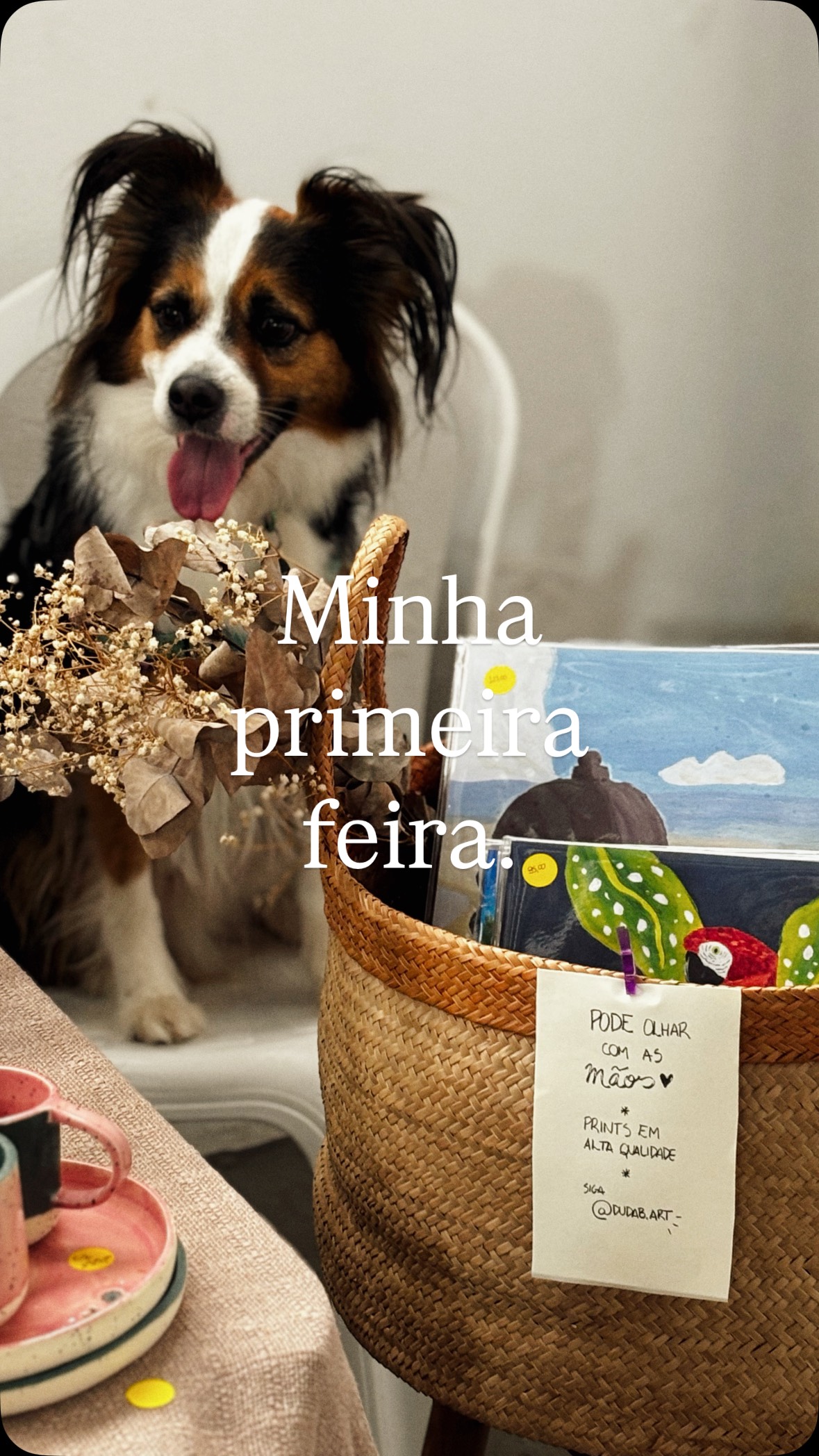 Na dúvida, a gente segue o coração e vai. Foi assim que começou.
E agora foi bom demais ter arte que a gente faz como desculpa para dar abraço, beijo, risada! Já quero de novo.
Primeira feira da @hcsaudesalvador e minha também! Obrigada @guta.miguel por ser tão talentosa e ser minha mãe. Amo ser sua dupla nessa vida inspirada e colorida.
São 5 artes disponíveis com a qualidade de impressão do @claudiocolavolpephotoart
#pintura #feiradeartes #manual #artistvlog #artistlife #artwork