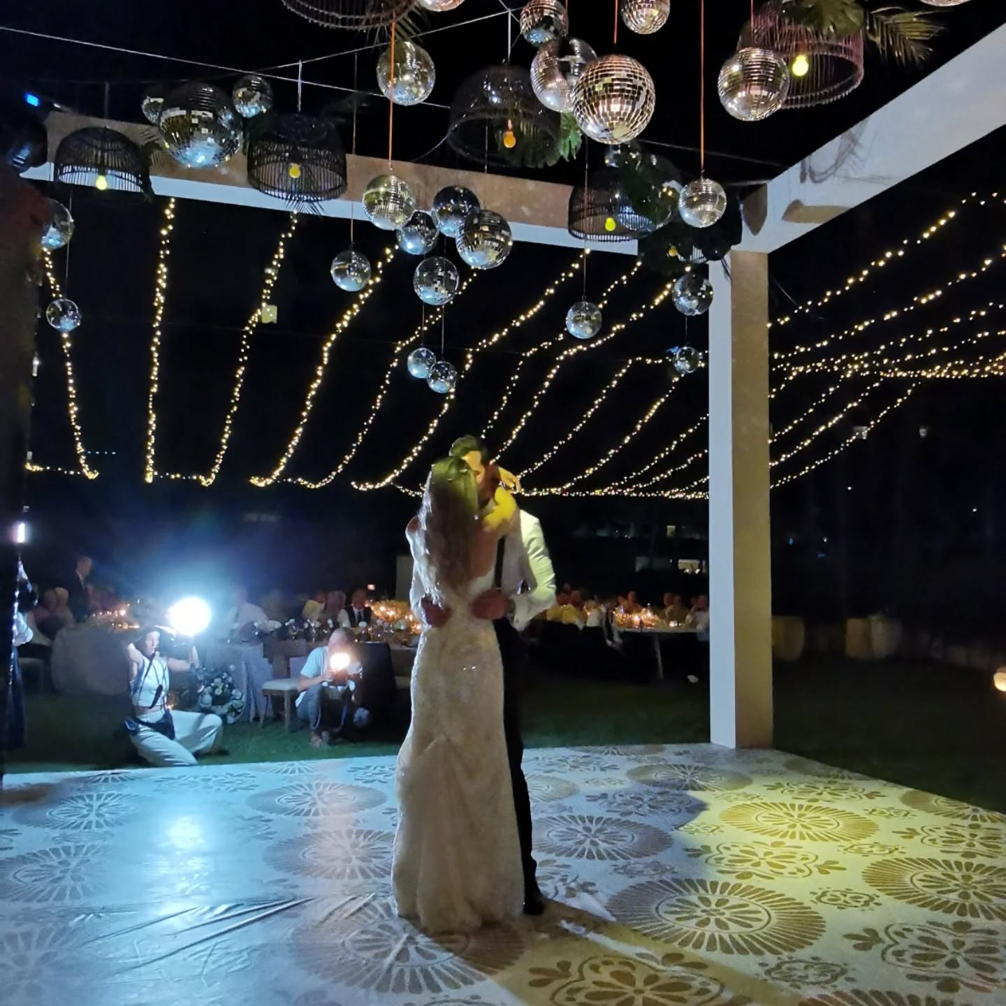 www.aranweddings.com
#wedding #weddingdj #beachwedding #weddingphotographer #weddingvenue #aranweddings #djbtch #puntademita #puertovallarta #rivieranayarit #sayulita