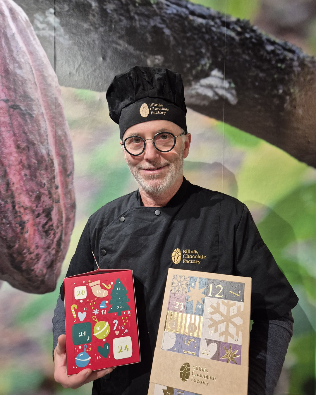 Last call to order your advent calendar in time! Order yours before they sell out!