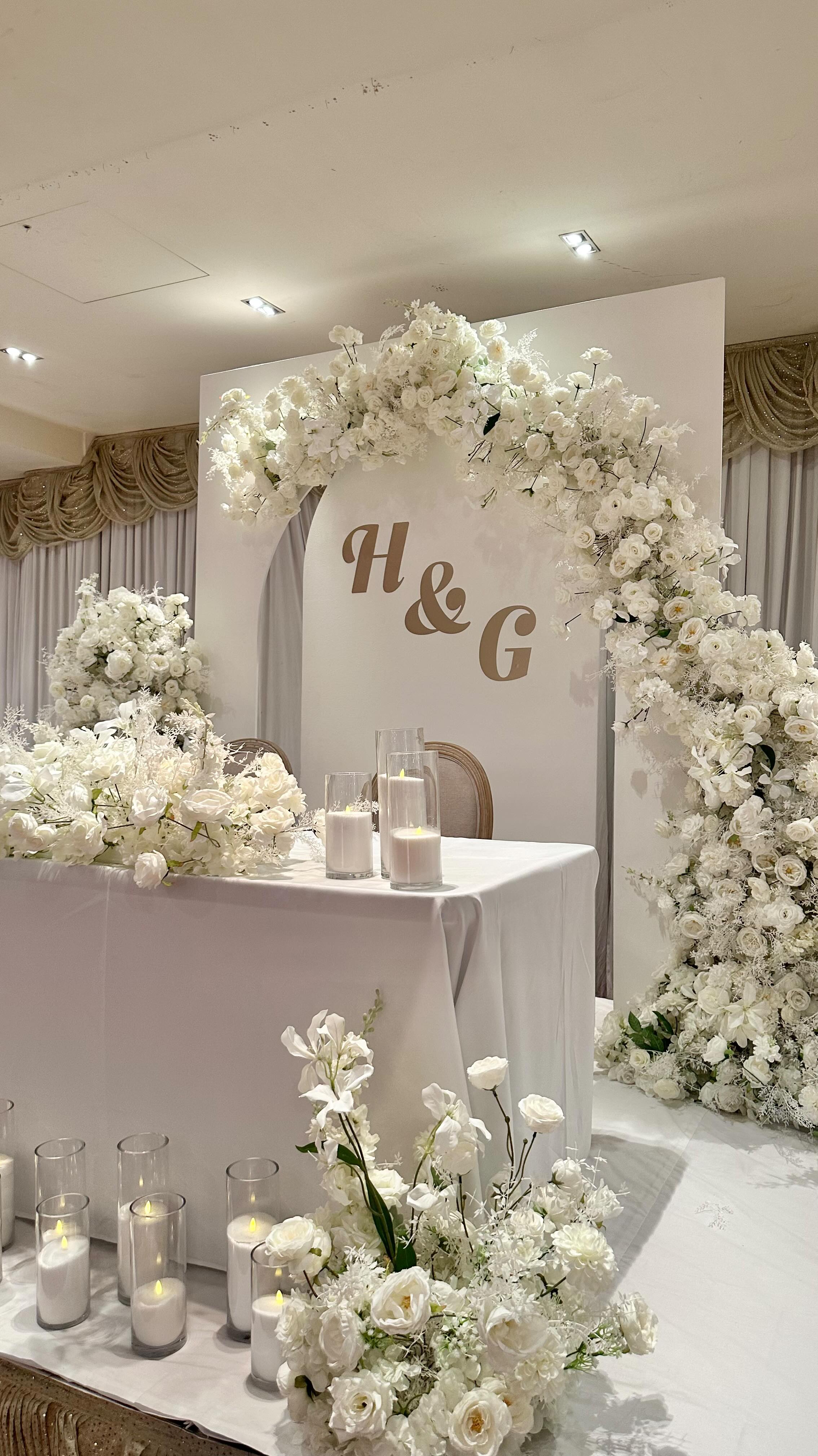 GRAZIA & HUBERT II
A top table with cascading florals and candles.
From ceremony to stage display we transformed this space✨
_____
#whitewedding #weddingreception #weddinginspo #weddingdecor #EventSetup