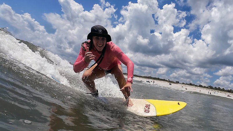 This is a very special Sunday… everyone say happy birthday to Dr. Alexis!! 🥳
She is celebrating another year around the sun, which includes MANY morning surf sessions!
Happy birthday, we hope you have a fabulous day 🎉🎊