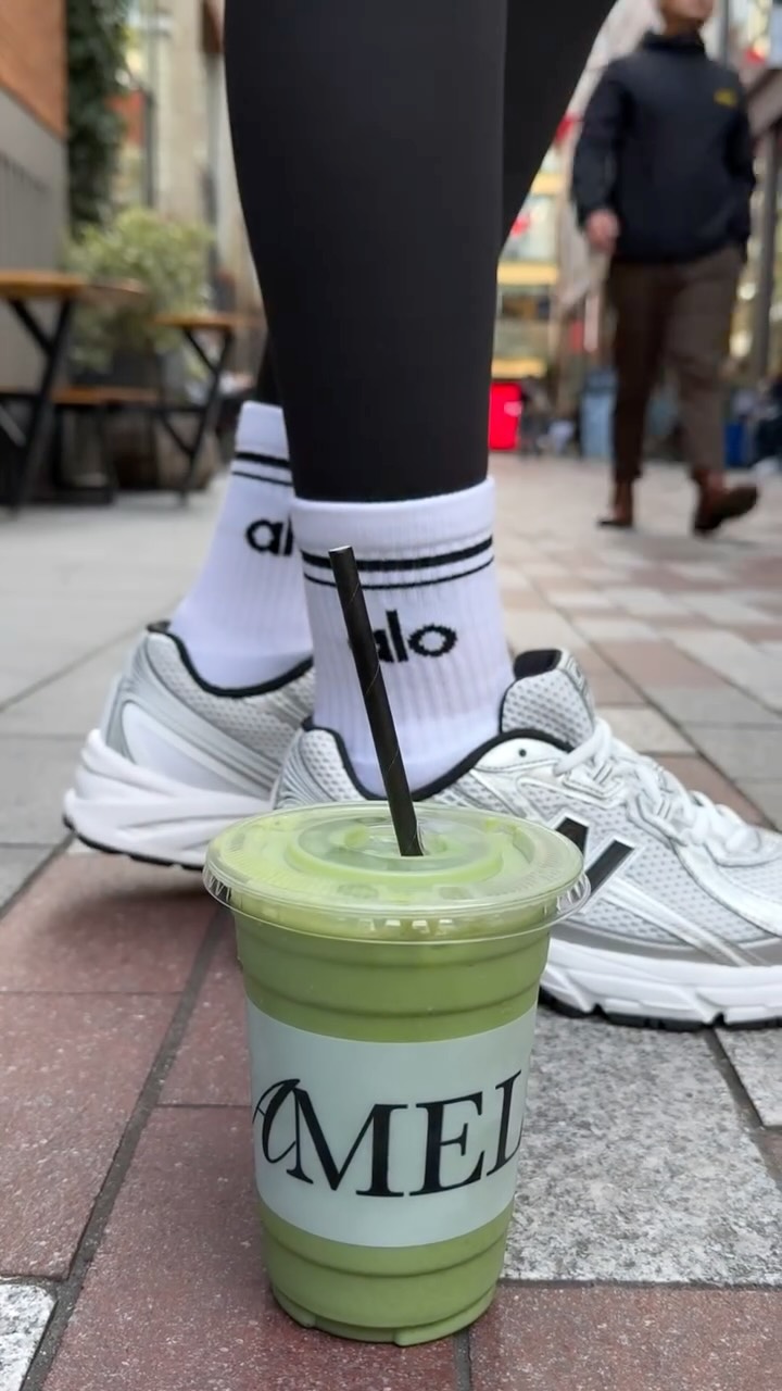 @alo Matcha!!🍵🙌🏼
Nothing like a post workout matcha run💚
#coventgarden #coffee #london #coffeeshop #londoncoffeeshops #amelialondon #healthy #instagood #instadaily #matcha #matchalover #matchadrink #alo #sportswear