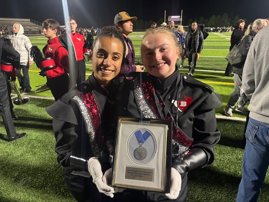 FBA POST!! thank you for all the parents, friends, and other family who supported us through this season, waited for rides, late nights and long rehearsals we want to thank all of you for being there for us and the future of band for working so hard and continuing the legacy for the 39th year!
#band #marchingband #fba #floridabandmastersassociation #explore