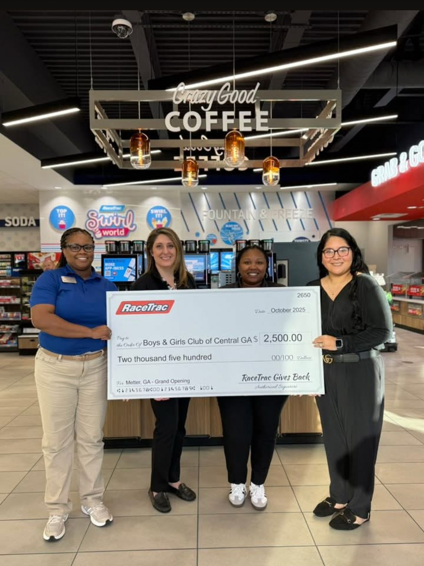 A huge thank you to @racetrac in Metter for their generous donation to the Boys and Girls Club of Central Georgia Candler County Unit💙