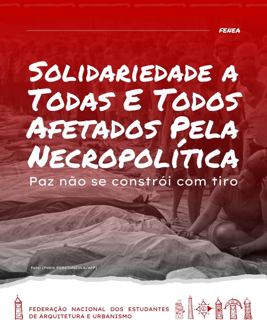 ⚠️ Na última terça (28/10), o Rio de Janeiro amanheceu em guerra. Milhares de moradores tiveram suas vidas interrompidas por uma operação policial que espalhou o terror pela cidade — ônibus desviados, vias bloqueadas e corpos nas ruas.
Em São Luís (MA) e em outros territórios, a população tem suas rotinas suspensas pela violência urbana e disputas territoriais.
Não podemos aceitar que a “eficiência” de uma ação seja medida pelo número de mortos. A violência de Estado não é política de segurança pública — é necropolítica.
Segurança se faz com vida no centro: com educação, cultura, moradia, transporte, saneamento e dignidade. Paz não se constrói com tiro.
Nos solidarizamos com todas as vítimas da violência e reafirmamos: queremos cidades democráticas, seguras e justas, governadas por quem defende o direito à vida.
Reforçamos a importância de uma mobilização nacional para o fim da violência urbana e a paz verdadeira nas cidades e territórios, por isso convocamos todas entidades, estudantis e profissionais, a se manifestarem e se posicionarem.
Acesse nosso manifesto na íntegra pelo link: https://drive.google.com/file/d/1UQZG5YHmRsNG9bjkBoDR8opa5OXkd0gq/view?usp=drive_link
ou pelo link na bio
#PazÉPolíticaPública #ContraANecropolítica #DireitoÀVida #RioDeJaneiro #FeNEA #VivaaFeNEAquefazagenteseencontrar