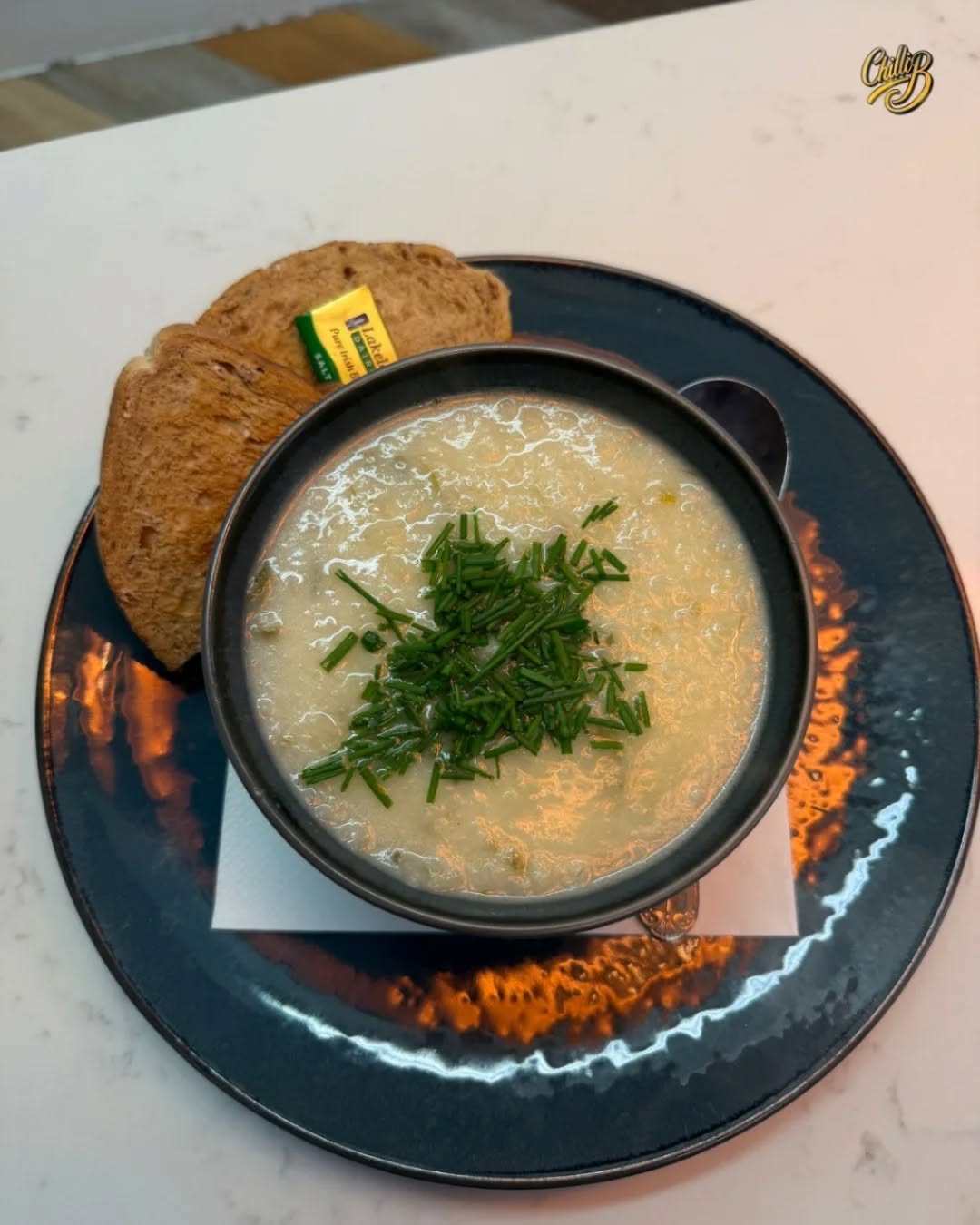 SOUPerman to the rescue 🍲✨
The perfect warm-up on a chilly day — Soup of the Day served with white or brown toast. Simple. Comforting. Delicious.
#chillibhitchin #hitchineats #soupseason #warmandcomforting #lunchinhitchin #hitchincafe #foodiehitchin #freshtoorder #soupoftheday #comfortfood #cafévibes #supportlocalhitchin #hertfordshireeats #brunchinhitchin #hitchinlife #weekendbrunch #hitchin