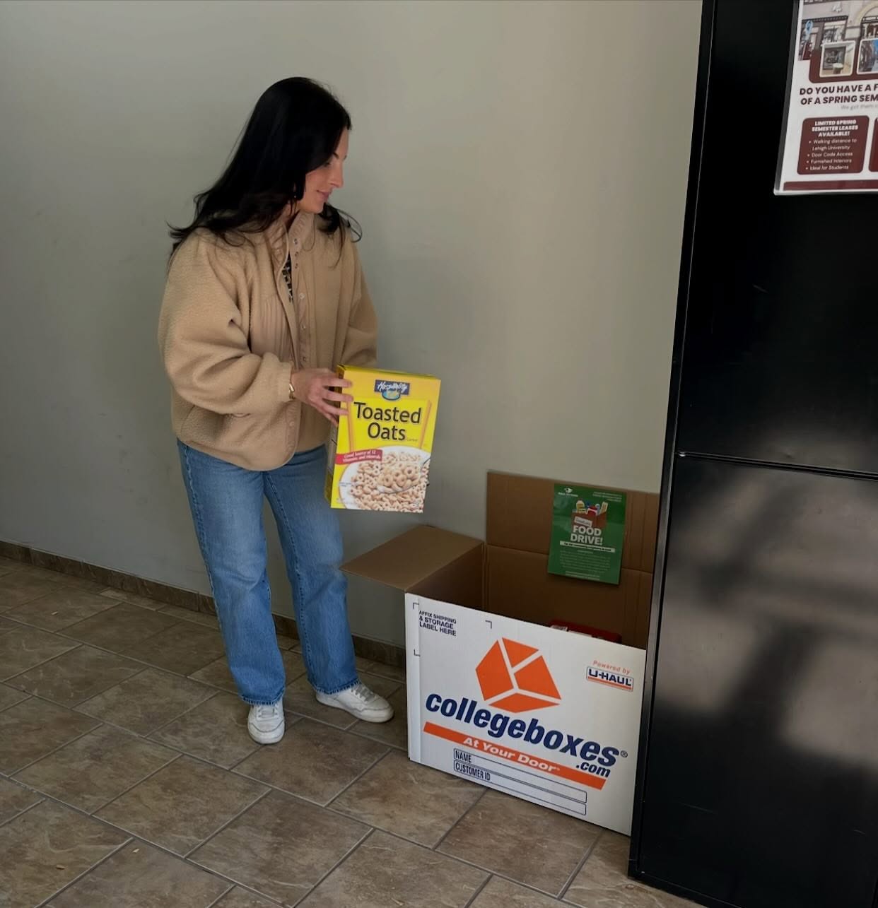 Let’s show our neighbors some love ❤️
We’re hosting a Food Drive to support our local neighbors in need! 🥫
Drop off non-perishable items in the collection box on the first floor near the mailboxes — it’s quick, easy, and makes a BIG difference. 💪
Together, we can help fill plates and hearts this season. 💛
#CollegeTownCares #FoodDrive #GiveBack #CollegeTownCommunities #LiveWithin #PolkonThird