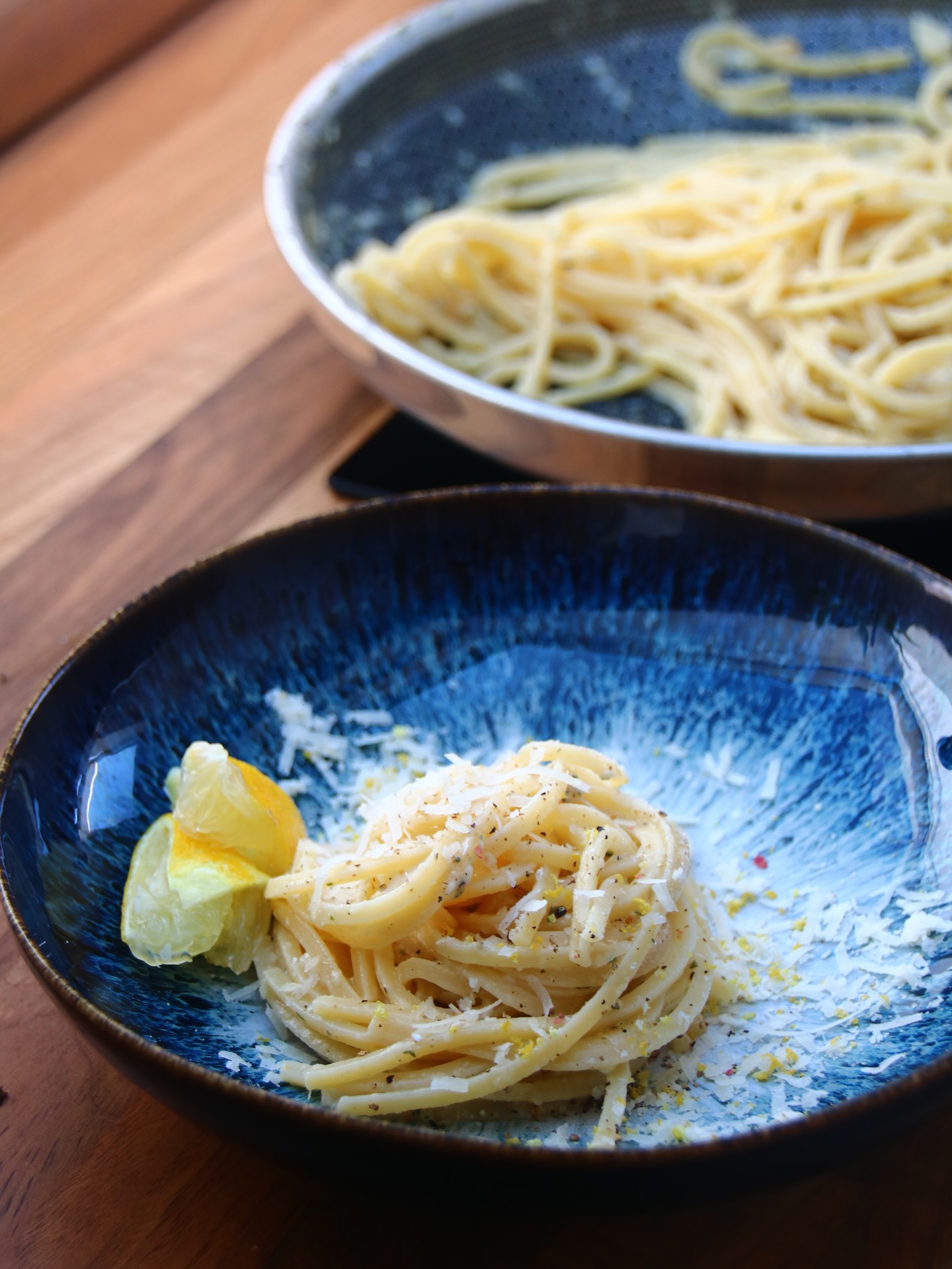 🍋 **Creamy Garlic Lemon Pasta – Light, Fresh & Ready in 15 Minutes!** 🌿 Bright lemon, creamy Parmesan & a touch of garlic – your new favorite pasta fix 🇮🇹💛 Quick, vegetarian & simply delicious.
#FoodforFlexitarians #creamygarliclemonpasta #lemonpasta #pastarecipe #healthyrecipes #quickmeals #easycooking #mindfuleating #italianfood #sustainableliving #vegetarianrecipes #freshflavors #lightmeals #comfortfood #plantforward #homecooking #pastaaddict #flexitarianrecipes #weeknightdinner #cleaneating #simpledinner #healthycomfortfood #midweekmeals #italianvibes #quickandhealthy