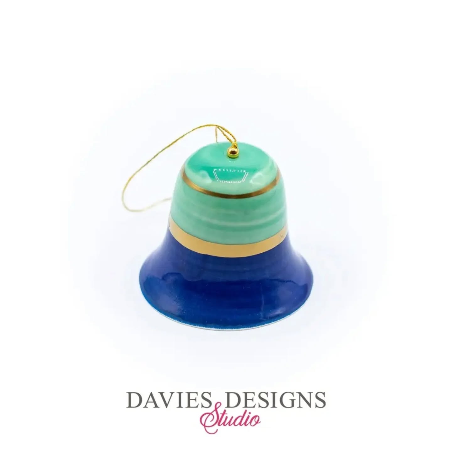 📸✨ We’re honored to work with VIA Health Partners! From capturing professional, approachable portraits of their amazing physicians to creating eye-catching product photography for their online shop, it’s been a joy bringing their vision to life.
Thank you for trusting Davies Designs Studio to showcase your people and products in the best light - literally! 🌟
Looking to elevate your brand with professional photography? Call us at 803.339.9791, contact us on our website at www.daviesdesigns.net/client-application or explore more of our photography portfolio:
>> www.daviesdesigns.net/photography-portfolio
>> www.viahp.org/physicians
>> www.viagiving.org/shop
#BrandPhotography #ProfessionalPortraits #ProductPhotography #VIAHealthPartners #DaviesDesignsStudio #VisualBranding #SmallBusinessPhotography #CreativePartnership