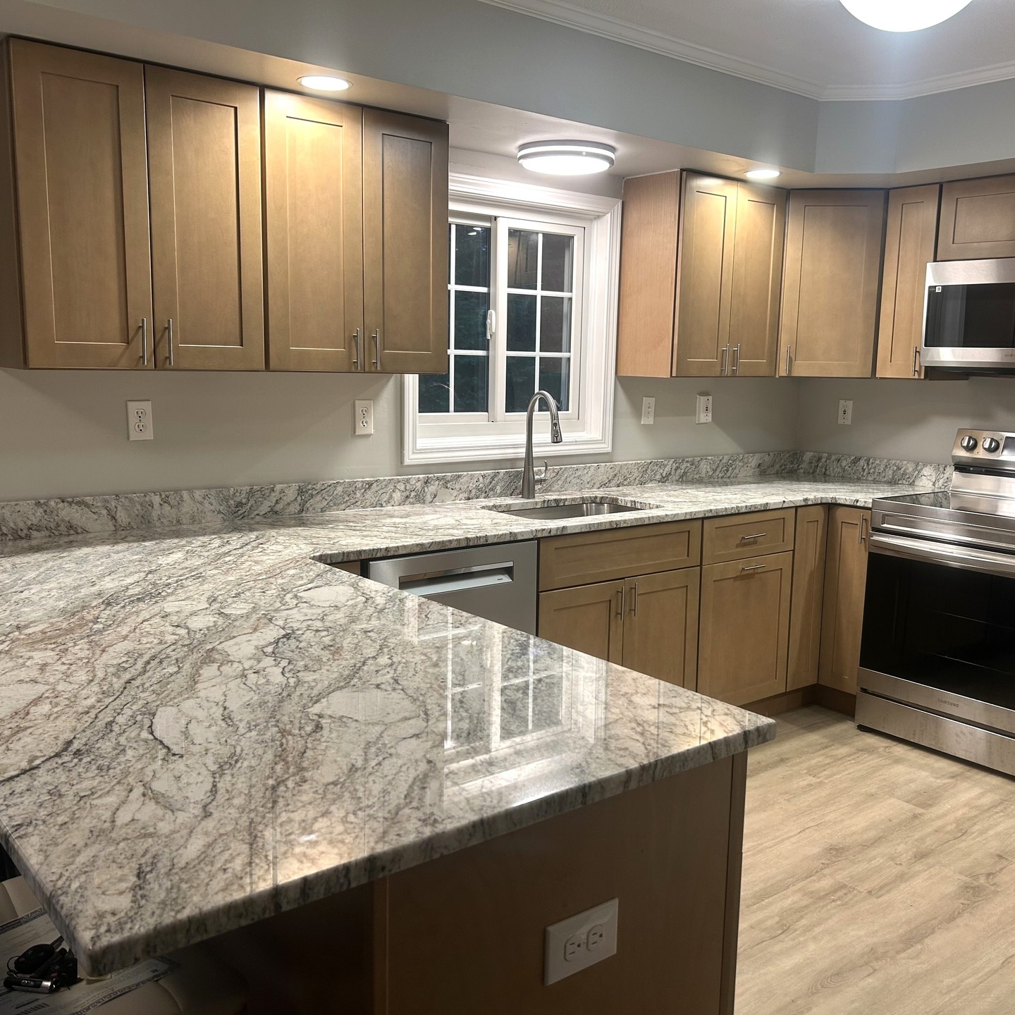 🍂✨Bringing in November with a beautiful kitchen renovation!✨🍂
Loving this kitchen glow-up featuring our installation of African Rainbow Granite countertops and Fabuwood Galaxy Timber Cabinets - designed by our team! The warm tones and details make this space the perfect setting to gather and celebrate for the upcoming holiday season.
Get your kitchen Thanksgiving ready by contacting or visiting us for your custom countertops and cabinets! 🦃🥂
📍940 Wellington Ave, Cranston, RI 02910
⏰Mon-Fri: 8:30-5pm / Sat: 9-3pm / Sun: Closed
☎️401-780-9639
🌐www.stonedepotofri.com
#kitchen #kitchencountertops #kitchencabinets #kitchenideas #kitchenideas #countertops #cabinets #stonecountertops #granite #granitecountertops #africanrainbow #africanrainbowgranite #fabuwood #fabuwoodcabinets #galaxytimber #stonefabricators #ri