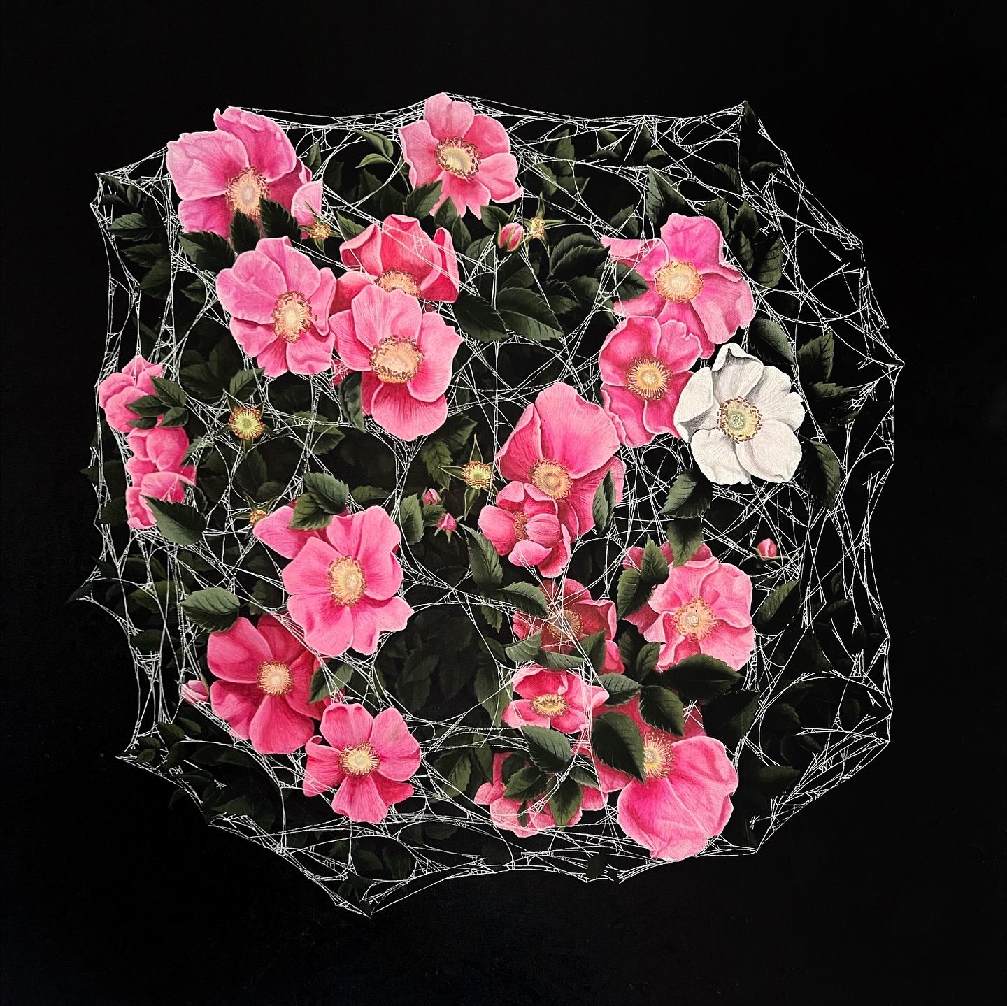 Presenting the first painting of a truly personal series…
“Echoes of Un-belonging”- a contemplation on identity through the lense of heritage & community, and of societal and generational influences that shape our lives.
How would you interpret it?