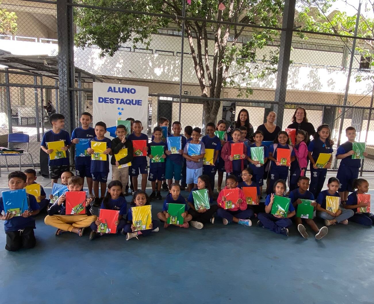 We’re happy to share our donation to “Escola Olimpia Maria da Glória”, where we implemented the Guiding Numbers project! 🌟
These photos capture the engaging and joyful learning environment we fostered with the kids. We’re excited to keep expanding this initiative through more classes and meaningful connections. 🧠