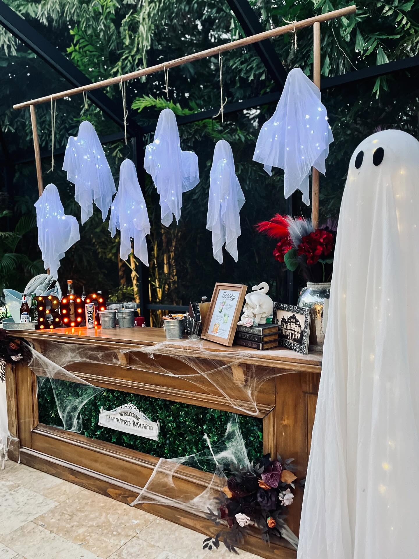 Another epic spooky Halloween at @montanatap 👻