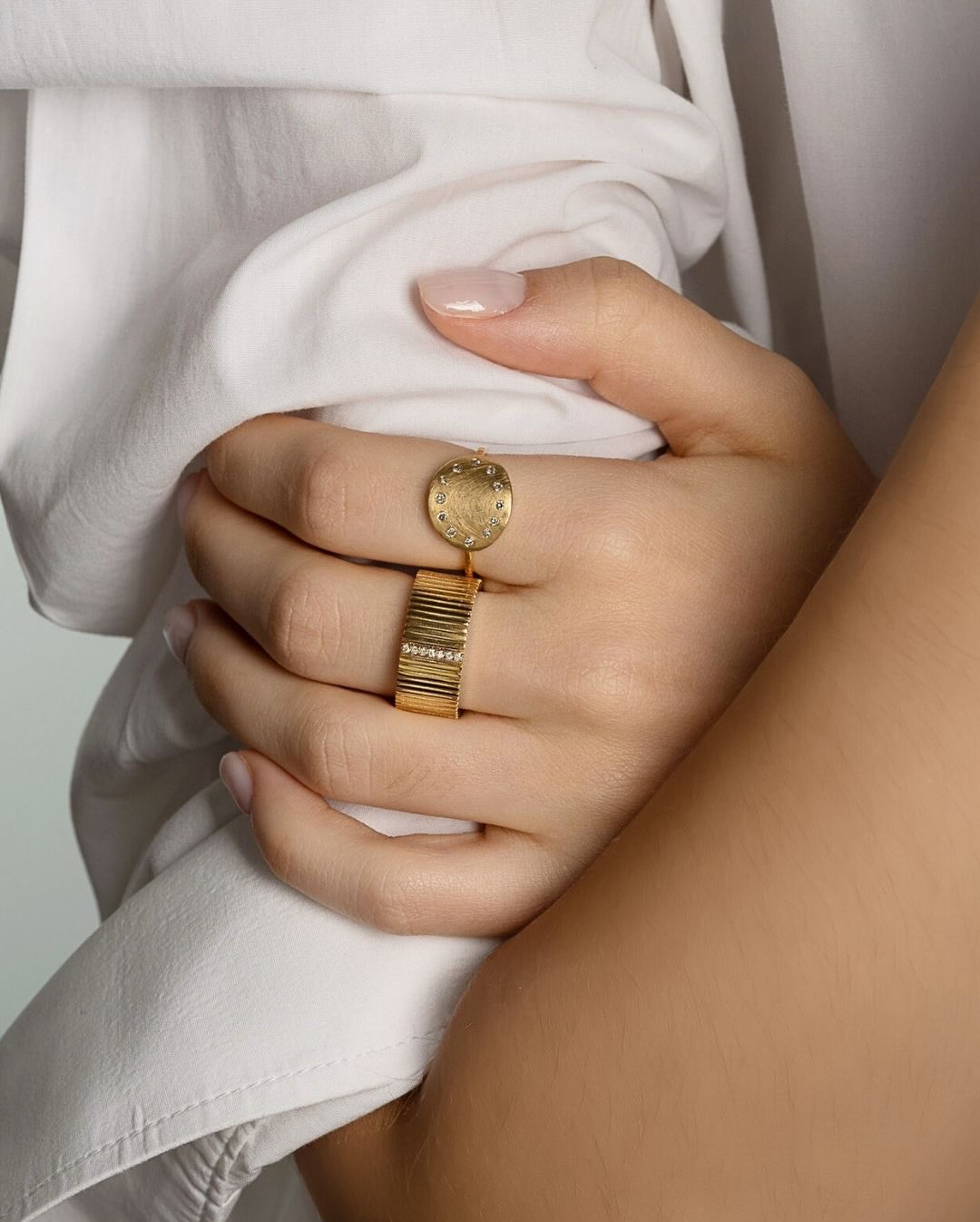 One of our favourite ring combo 🤩 #fotinipsarouli #handmadejewelry #finejewelry #ring