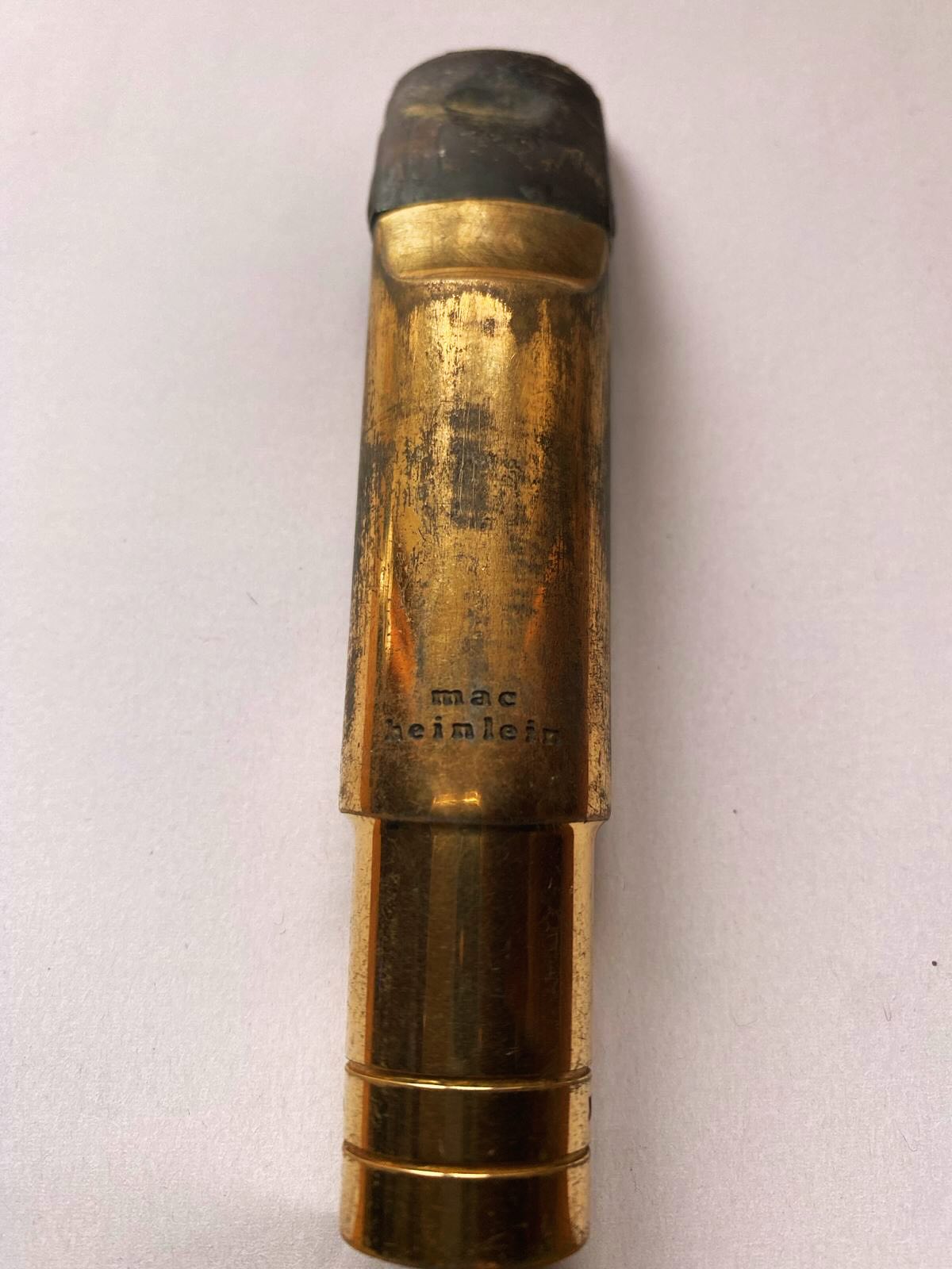 Vorher - Nachher. Ein schönes Ergebnis für einen lieben Kunden aus Bayern. Die neue Badgalvanik funktioniert bestens. #goldfinger #goldplated #vergoldet #goldmarie #rixdorf #saxophone #wildwoodwind