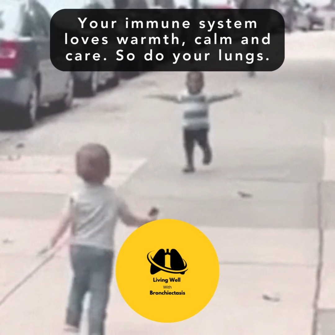 📓 After hearing Dr Simon Mills on Diary of a CEO, I started thinking differently about my own bronchiectasis.
𝗛𝗲 𝘁𝗮𝗹𝗸𝘀 𝗮𝗯𝗼𝘂𝘁 𝗵𝗼𝘄 𝘁𝗵𝗲 𝗯𝗼𝗱𝘆 𝗿𝗲𝗺𝗲𝗺𝗯𝗲𝗿𝘀 𝗽𝗮𝘁𝘁𝗲𝗿𝗻𝘀, 𝗶𝘁’𝘀 𝗰𝗼𝗻𝘀𝘁𝗮𝗻𝘁𝗹𝘆 𝗮𝗱𝗮𝗽𝘁𝗶𝗻𝗴. So, I began writing mine down: when I coughed more, what foods triggered me, when I slept best. Over time, patterns appeared — and that changed how I treat myself.
If you’re living with bronchiectasis, I’d love you to start noticing your body’s patterns too. Use my Bronchiectasis Journal to log your symptoms, track triggers and spot what strengthens your immunity. It’s not about perfection, it’s about awareness. That’s where healing begins. (𝘭𝘪𝘯𝘬 𝘪𝘯 𝘣𝘪𝘰)
🎧 Listen to the podcast here: https://www.youtube.com/watch?v=5Jk5XCLAr6w
#Bronchiectasis #bronchiectasis #neilmed #lunghealth #LungHealth #respiratoryhealth #Pseudomonas #LivingWellWithBronchiectasis #AirwayClearance #RespiratoryLife #PCD #PatientEmpowerment #respiratory_therapy #livingwellwithbronchiectasis #SelfCare #pcd_australia #Fatigue Lung Foundation Australia Lung Health Foundation Lung Foundation NZ European Lung Foundation