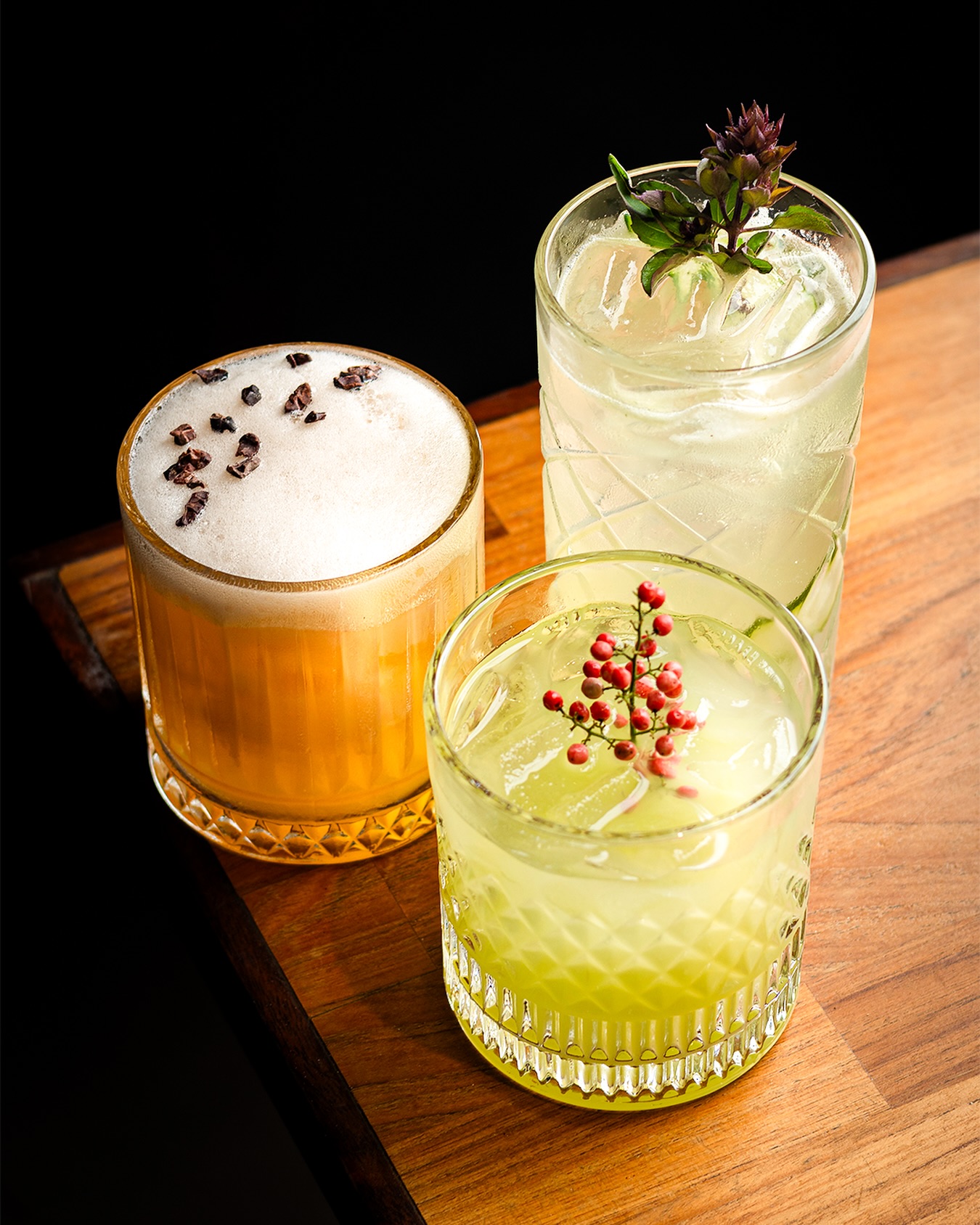 Sabores que brindam o momento.
Drinks autorais, leves e cheios de personalidade.