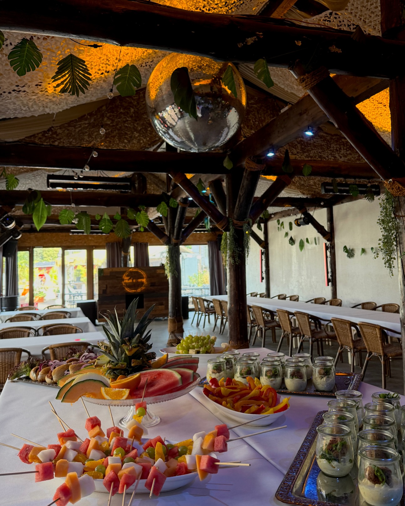 Draußen Schmuddelwetter, drinnen Tropicana! 🌴 Feiert euer nächstes Event im Strandsalon und genießt gutes Essen, entspannte Vibes und Strandfeeling mitten im Winter. ☃️☀️
#strandsalon #lübeck #beachvibes