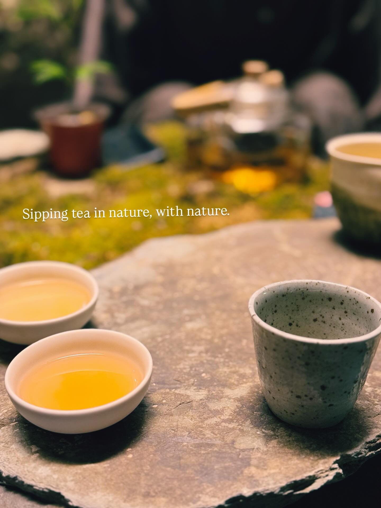 Beauty in simplicity and authenticity.
Nothing more, nothing less, just the way we are. 🍵
#comebacktobasic
#authenticity #simplicity #teaceremony #nature #wabisabistyle #relations #connection #wellbeing #thesamllthings #easternaesthetics #eaternculture #ceramicart #vintage #art #aesthetics