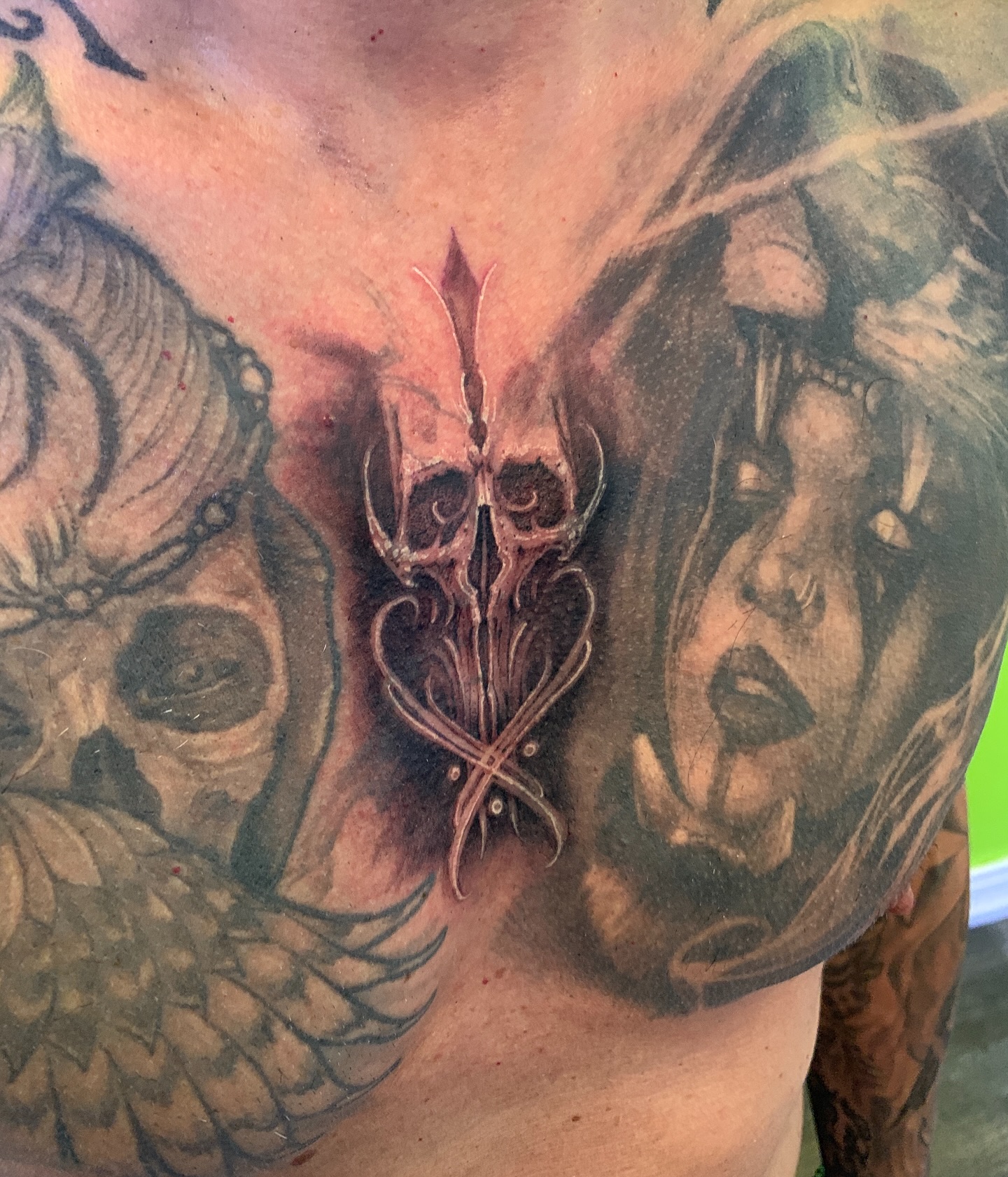 Does That Count As Jewelry?💀
⠀
#skullroxx #skullroxxstudios #tattoodüsseldorf