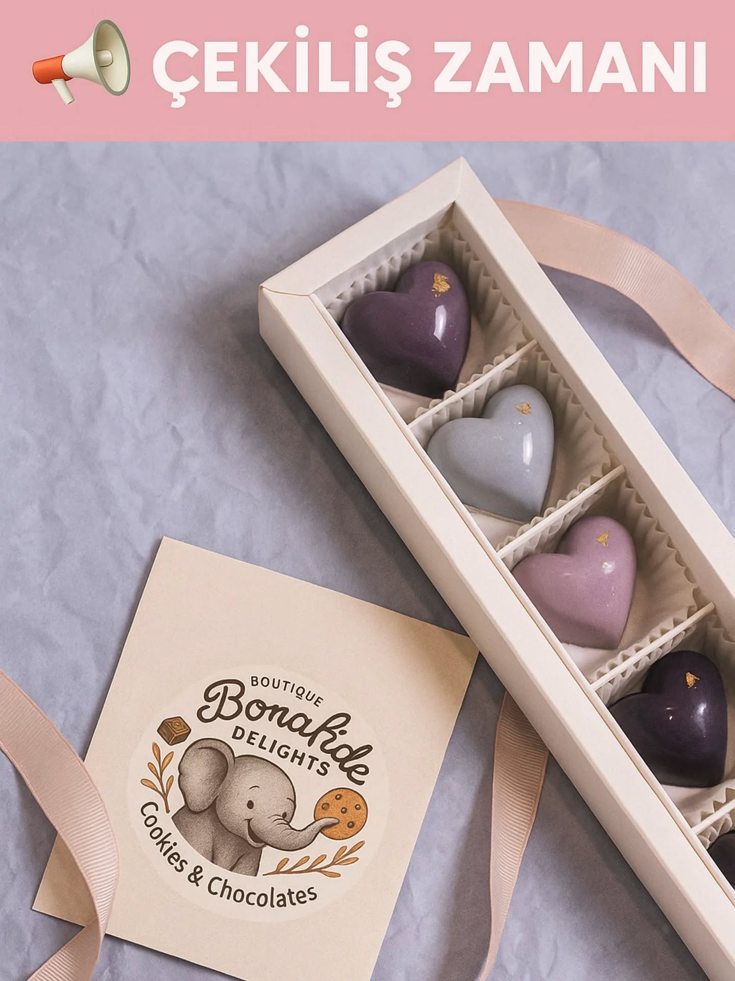 🎁 ÇEKİLİŞ ZAMANI! 🎁
Kışın en tatlı haberi Bonafide Delights’tan geliyor ✨
5 adet özel dolgulu çikolata, kazanan kişinin istediği renkte hazırlanacak 💝
Üstelik ister kalp, ister bonbon formunda — tamamen senin zevkine göre!
📅 Çekiliş Bitişi: 11.11.2025 • 24:00
🏆 1 kişi kazanacak!
Katılım Şartları:
🍫@bonafidedelights.com.tr hesabını takip et
🍫Bu gönderinin altına çikolata ile ilgili bir söz yaz 🍫
🍫Yoruma 2 arkadaşını etiketle 💬
💌 Belki en tatlı söze de minik bir sürpriz olur, kim bilir? 😉
💬 “Tatlı bir söz, en az bir ısırık çikolata kadar mutluluk verir.”
Haydi sen de yaz, paylaş, etiketle — belki bu kez tatlı sana çıkar 💫
.
.
.
.
.
.
#çekilişzamanı #çekilişvakti #bonafidedelights #butikçikolata #özelçikolata #hediyezamanı #çikolataaşkı #tatlıanlar #hediyefikri #çikolatahediye #handmadechocolate #dogumgunuhediyesi #çikolatasanatı #kadıngirişimciler #gourmetchocolate #tatlıkeyfi #çikolata #bonbonchocolat #kalpçikolata #tatlıanlar #çikolatasevgisi