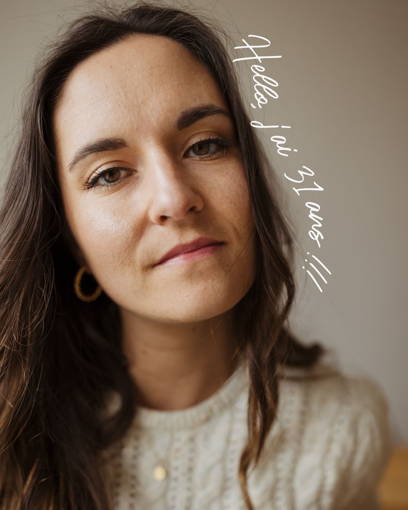 Aujourd’hui, j’ai 31 ans ✨
Pas de grande phrase ou de bilan, juste de la gratitude pour tout ce que cette année m’a apporté : des rires, des projets fous, des moments précieux avec ceux que j’aime et toujours cette passion qui m’anime derrière l’objectif !
Je me sens chanceuse de pouvoir faire ce que j’aime chaque jour, entourée de belles personnes — en photo comme dans la vraie vie ❤️
Alors à 31 ans, pas de liste de résolutions… juste l’envie de continuer à créer, à rire, à aimer fort et à vivre pleinement.
———
#melanievauryphotographe#photographeoise#photographesenlis#photographechantilly#photographecompiegne#photographemifestyle