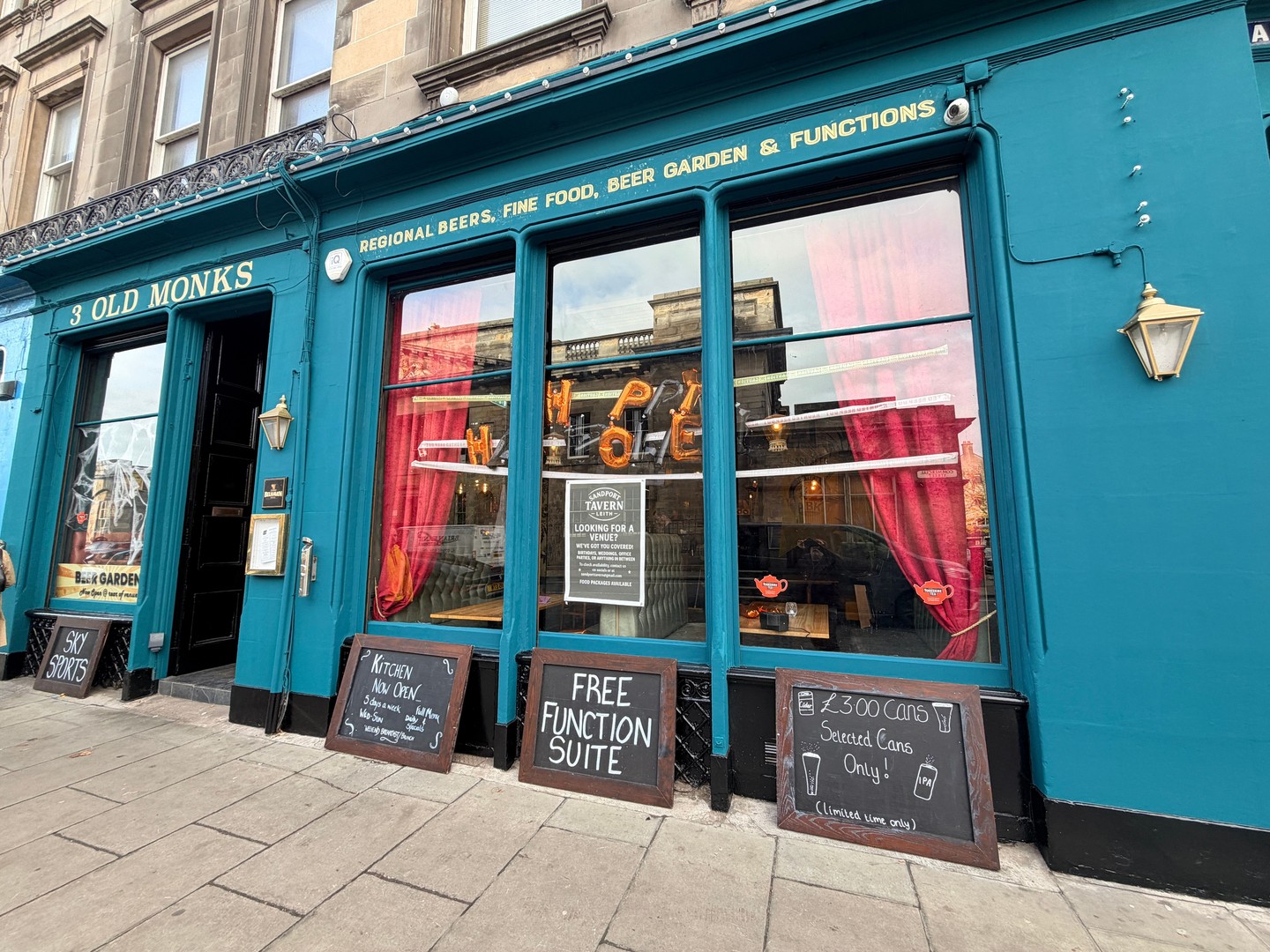 Once a dockyard. Now a design district. ✨
Leith has transformed into one of Edinburgh’s most vibrant places to live — where heritage meets creativity, cafés meet cocktails, and the Shore glows at sunset. 🌇
From Lost in Leith and The 3 Old Monks to Michelin-star dining, there’s never been a better time to call EH6 home.
Thinking of selling or investing? Tap the link in bio for our ever-changing Leith Spotlight guide.
📍 #LeithLife #EH6 #Waterfront #EdinburghHomes #EstateAgentLeith #LeithShore #PropertyExperts