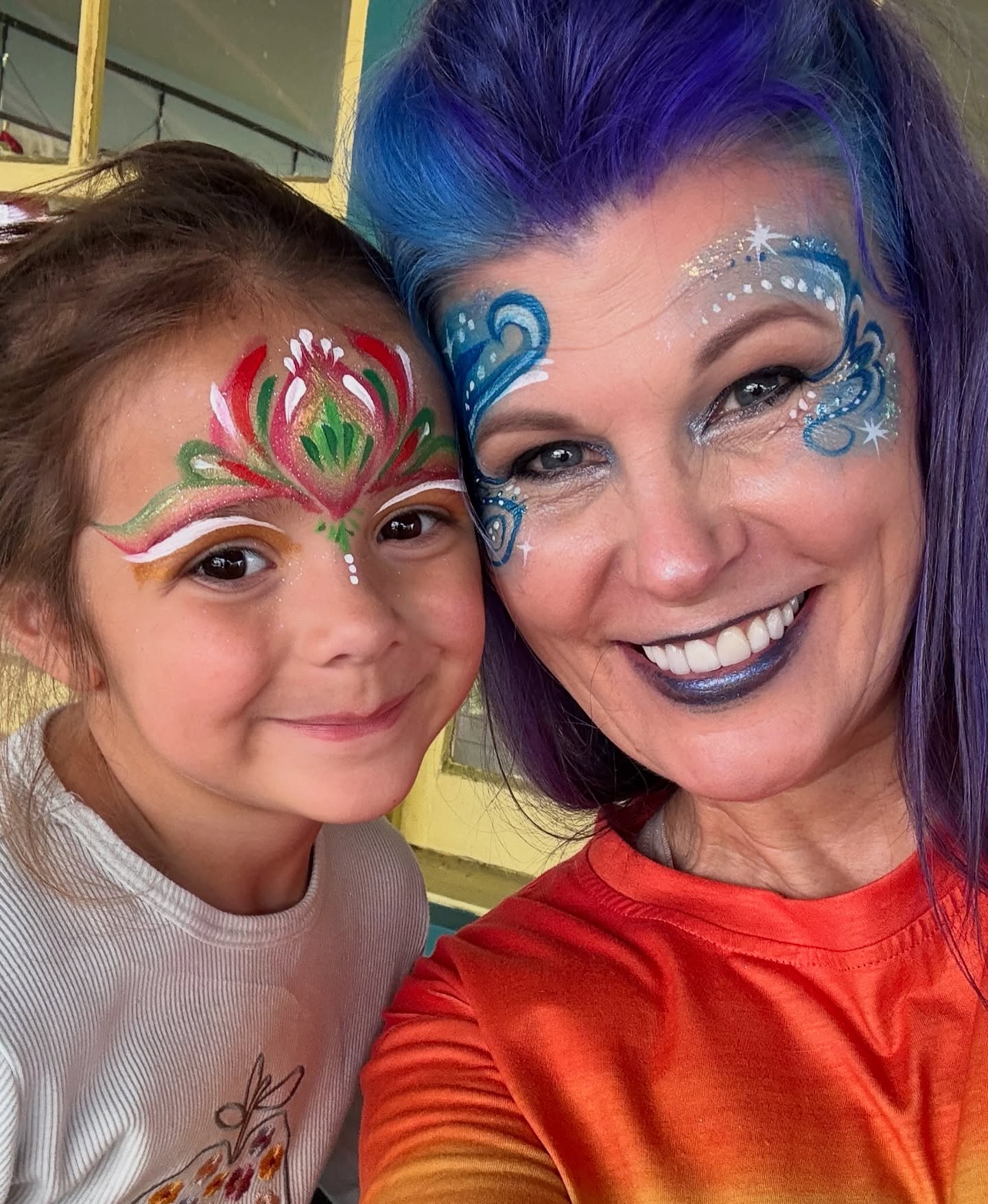 Halloween barely over and we are already hearing jingle bells! Face painted at the Lake Jackson, Texas, Farmers Market for a toy drive! The only thing missing was a snowman!
Let the Holiday festivities begin.