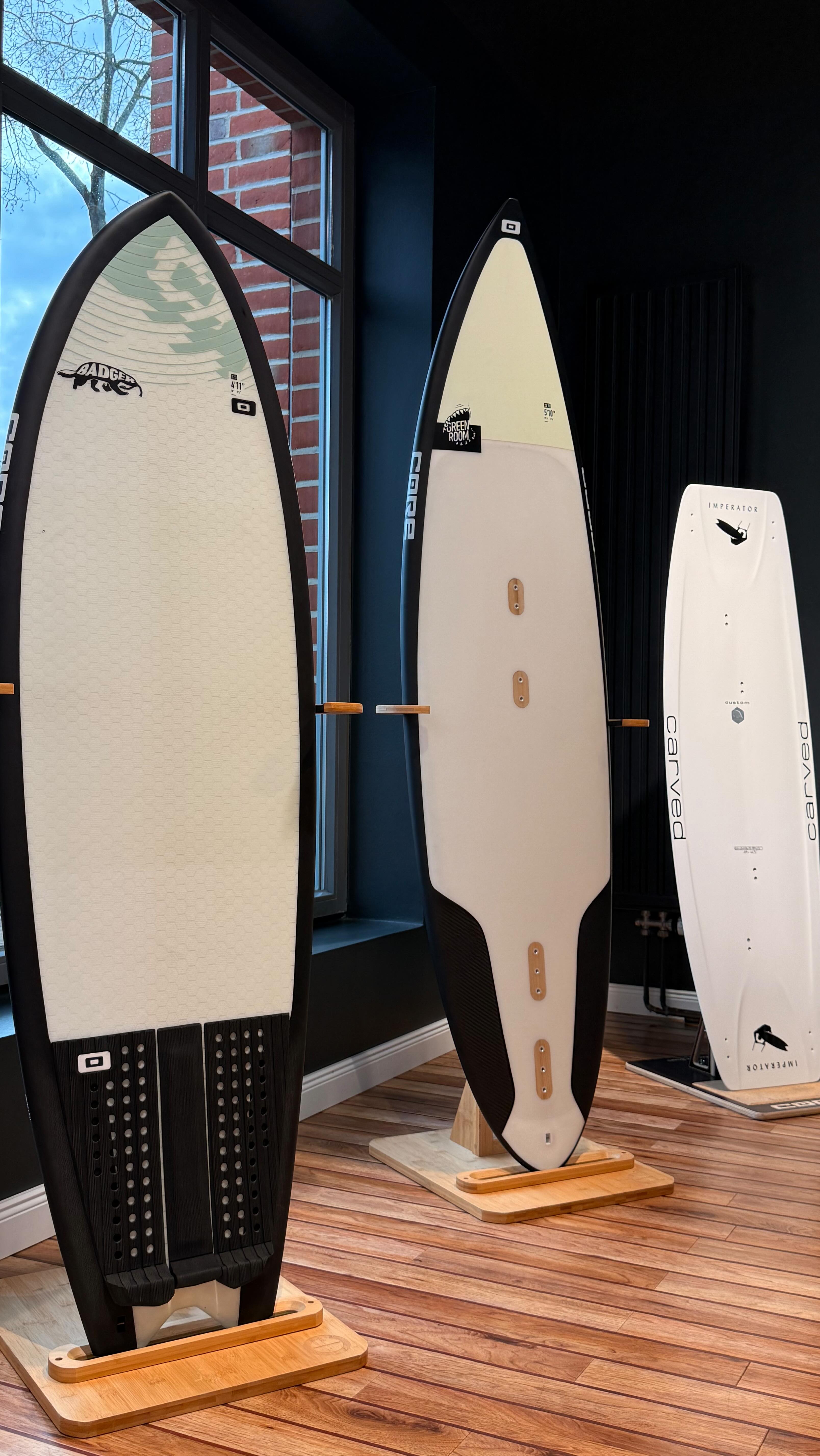 A tour of the new CORE EXHIBITION room 🔥
•
•
@corekites @crudokite @corekitescolombia
•
•
#crudokite #corekites #corekitescolombia #kitesurf #showroom #new