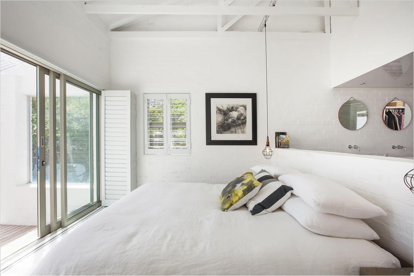 Keep cool inside while enjoying the light ☀️
With our shutters, you decide how much sunshine, shade, and privacy your space needs - all with a sleek, modern finish.
Get in touch today via the link in our bio ✨