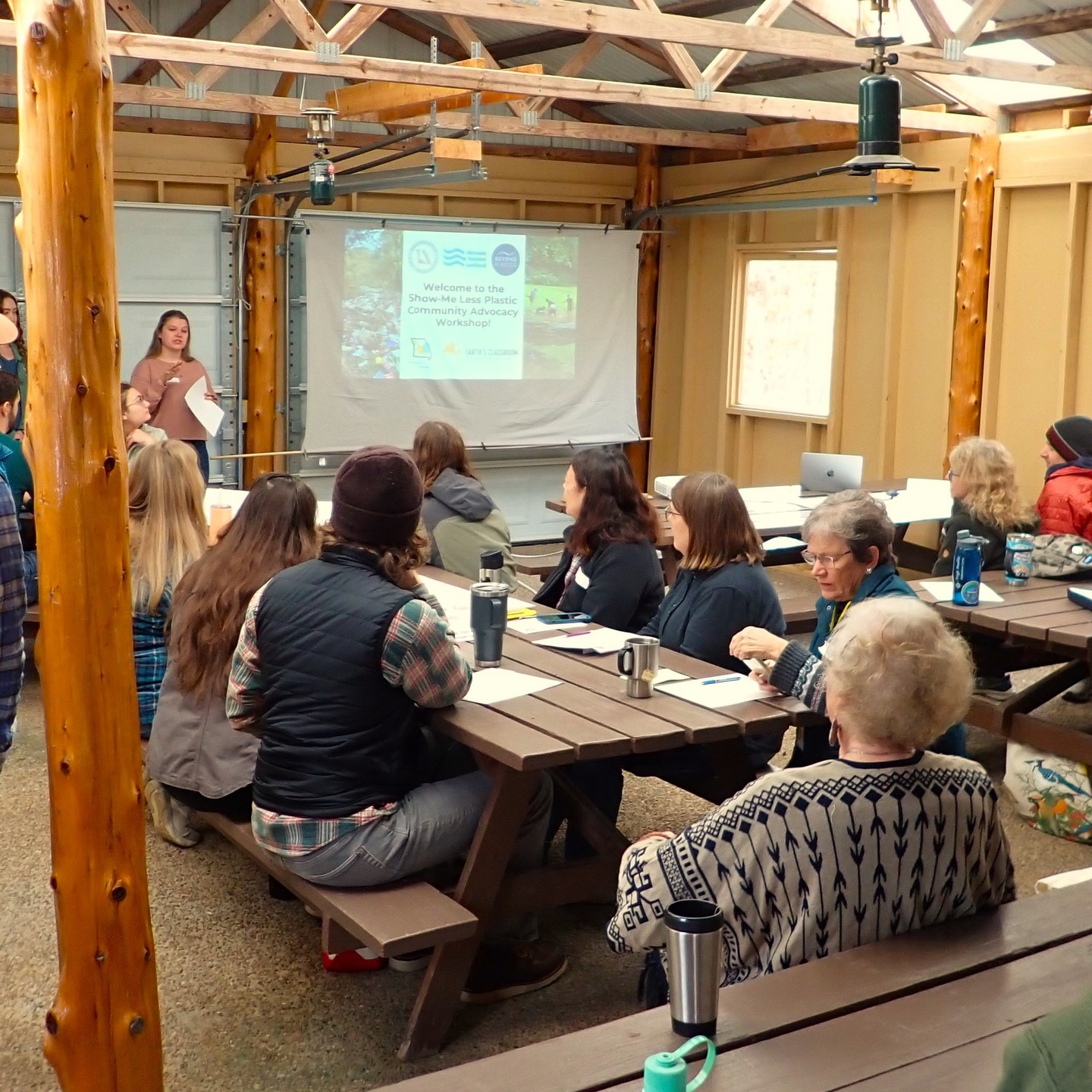This past weekend we had a great crowd of participants for the Show-Me Less Plastics Workshop from the BEYOND PLASTICS Alliance organizations Stream Teams United and Missouri River Bird Observatory folks! These workshops are sponsored by Missouri Foundation for Health. To learn more visit the following website:
https://mrbo.org/MRBO.aspx?id=42
A team of 4 from the non-profit groups Stream Team United and Missouri River Bird Observatory brought the information about health to our bodies and to our ecosystems regarding plastics.
A tasty local foods lunch was provided, served on wooden plates with real silverware.
Again, consider learning more here: https://mrbo.org/MRBO.aspx?id=42