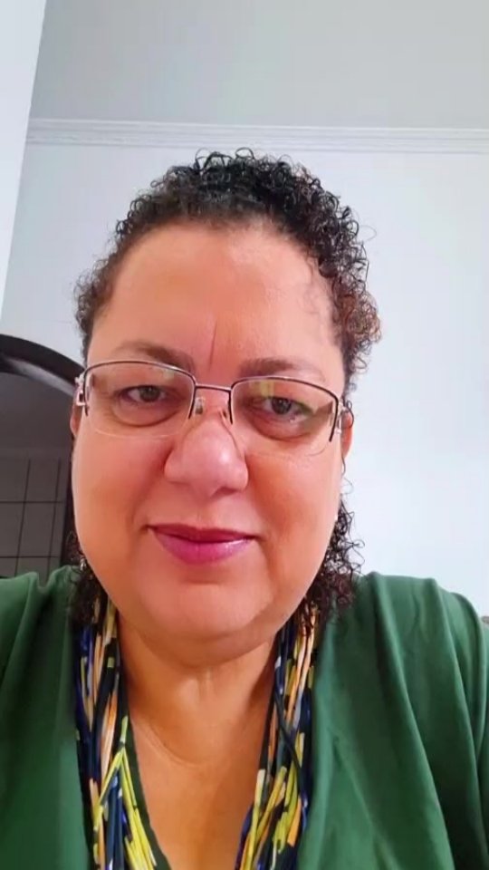 Mundo da Harmonização de Bebidas com Cervejas, cachaça e vinhos.
Um brinde a informações e multiplicação de conhecimento.
@casagabrielrodrigues
@vinicolaessenza
@dufloss6004
@chefjacquemartins
@zemarciosommelier
@revistabonapetit
@chefsonoficial