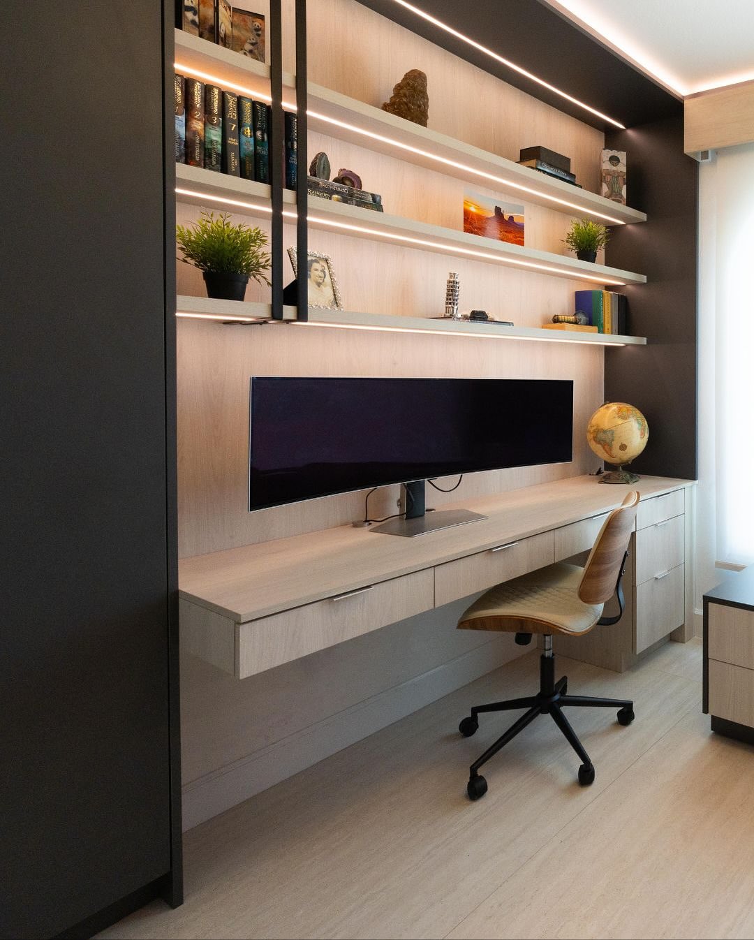 Every space tells a story, even the quiet ones meant for focus.
In this home office, soft white oak wood tone paired with a beautiful dark gray Smoothtouch Matt finish create balance and contrast. The mix adds warmth and visual depth, while subtle textures and hidden details bring calm refinement.
Custom shelving displays personal memories, illuminated by integrated lighting that shifts from task to ambiance.
A space designed not just for work, but for intention, rhythm, and clarity.
Jardín Project — Weston, FL
Design: MLDesign Interiors
Millwork: @EarthSourcedDesign
Photography: @laurenalexis.photo
#HomeOfficeDesign #ModernInteriors #CustomCabinetry #InteriorDesignStudio #WarmModern #FunctionalDesign #LuxuryInteriors #DesignDetails #WorkspaceGoals #MLDesignInteriors #RefinedSpaces
