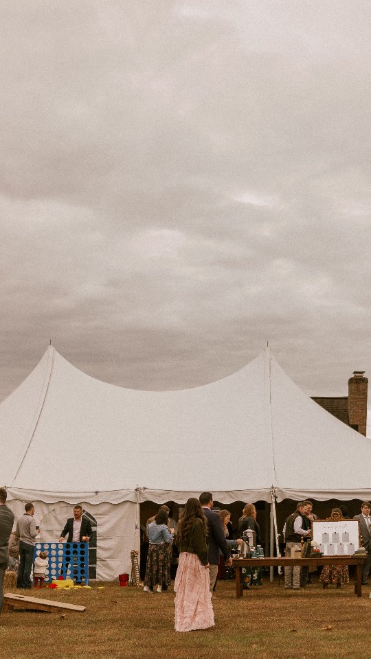 💨 Breezy wedding?! This hack won't keep things put in major winds but a random Fall breeze? It's a favorite material to keep in my kit.
Museum wax is better than that sticky blue putty that leaves residue. It's meant to keep things clean even after removing (and makes a fun fidget toy tbh).
We love using it on the bottom of bud vases, signage, and votives!
Show that breeze who's boss! 💨
Photo - @leighannebraderphotography
Flowers - @frederickflowerfarm
Table and tent - @jefferson_rentals