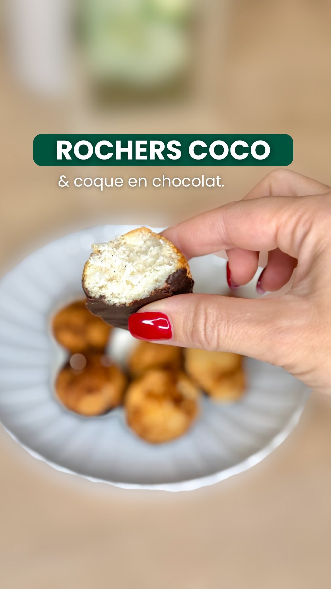 💛 Goûter chrono simple et gourmand : mes rochers coco !
Ils sont parfaits pour :
– un goûter rapide
– recevoir des invités
– se faire plaisir tout en respectant la chrono
Ingrédients ultra simples :
🥚 2 blancs d’œufs
🥥 100 g de noix de coco râpée
🍬 20 g de cassonade
🍫 2 carreaux de chocolat noir 78%
Mélange, forme, enfourne…
Fais fondre le chocolat, trempe les rochers…
et régale-toi ! 😋
💬 Astuce : tu peux doubler les doses pour avoir toujours un petit stock pour plus longtemps ou en cas de famille nombreuse ! 🗓️ 👥
#chrononutrition #gouterchrono #rocherscoco #recettefacile #plaisirchrono #mangersainement #mangerautrement #alimentationsaine #recettegourmande #cuisinemaison #jolieminceur #nutritionpositive