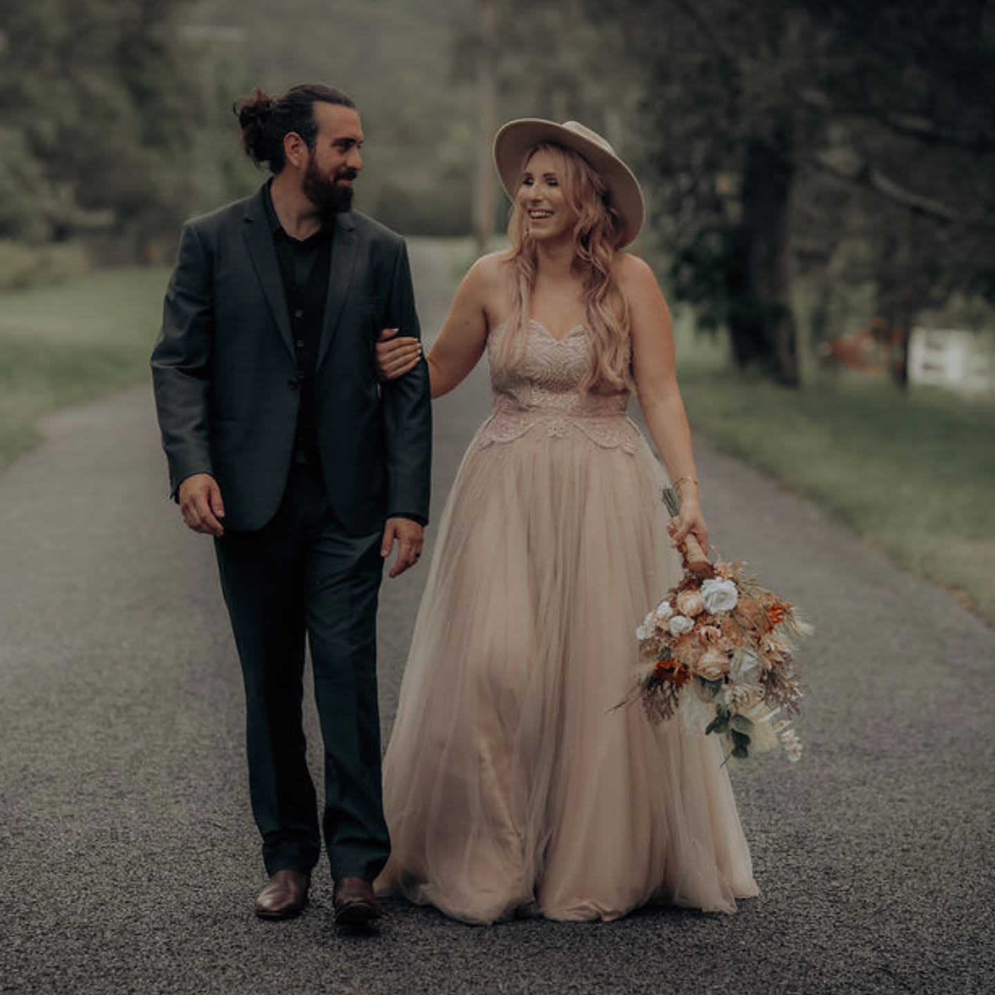 We’ve got family from the UK staying with us at the moment, and they’ve been fascinated by all the traditions and little differences in Australian weddings. We ended up chatting about wedding dresses, and I couldn’t help but show them some of the most memorable ones - including the incredible dress Jasmine made herself.
Jasmine and Christian were my 11th wedding, and I still think about them often. Their day felt like a real turning point for me - it was when I started to feel more confident and really found my rhythm as a celebrant.
It was also my first time working with @hawthornecreativemedia , and we clicked straight away since we were both just starting out in the industry. What began as some newcomers finding their feet turned into a bit of a dream team💞