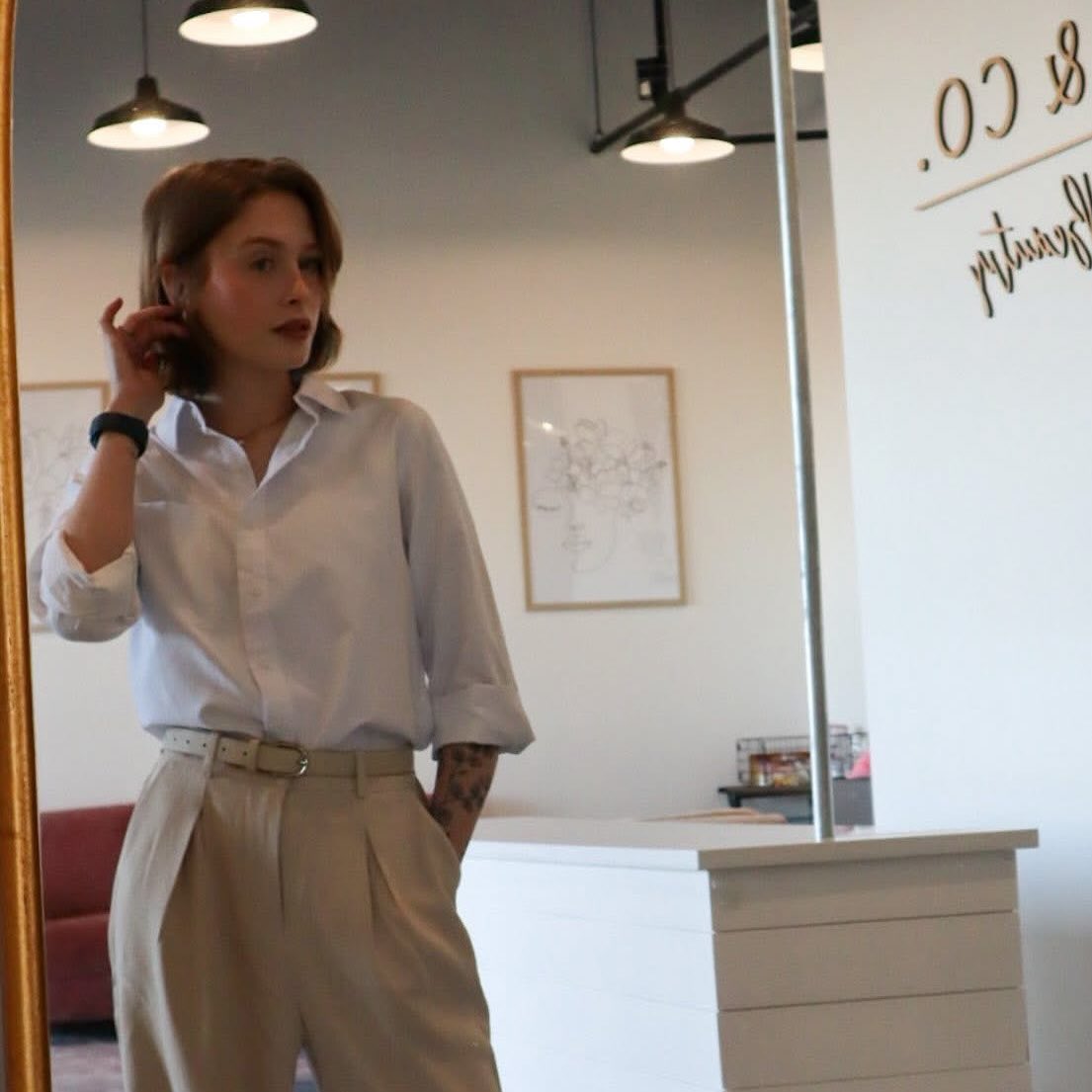 Happy birthday to our girl @kristenthecolorist !
You are so talented and such a bright light! We love you so much and hope you enjoy your day!