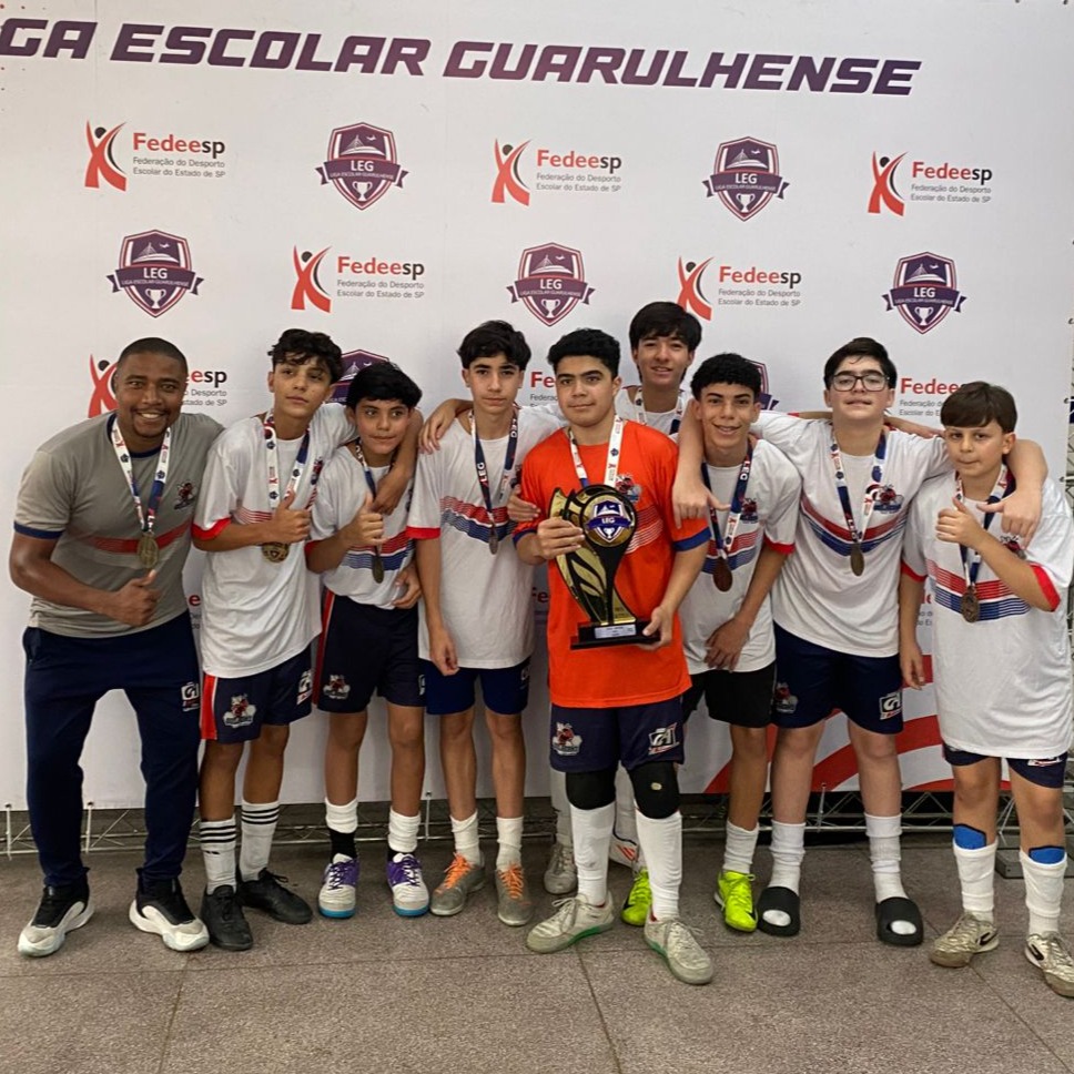 No dia 01/11 os Atletas do Futsal SUB 14, do colégio Anglo Alante Guilherme de Almeida, realizou o jogo da final série Prata e se consagrou CAMPEÃO! Numa partida disputadíssima, com muita garra e emoção!! Parabéns meninos finalizamos o campeonato com sucesso!!⚽️😍😃🙏🏾
#somosga #angloalante
#colegioguilhermedealmeida
#leg2025 #futsalsub14