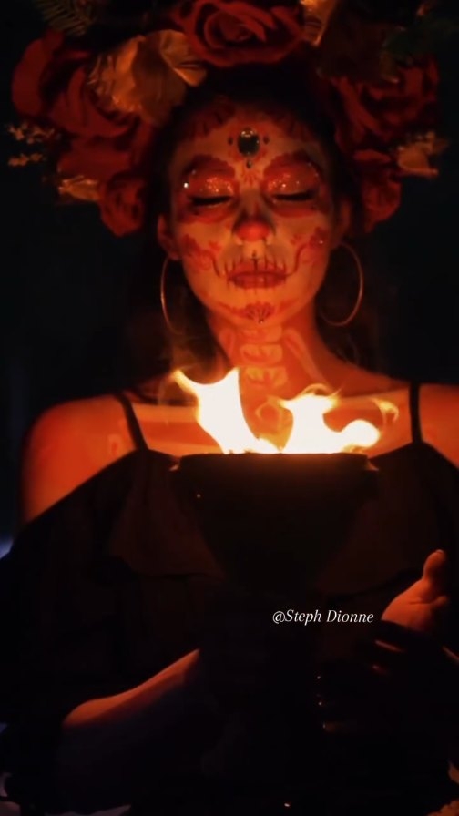 🇲🇽💀 Vivre la Día de los Muertos au Mexique
Une chose à faire au moins une fois dans sa vie ✨
Les couleurs, les fleurs, l’amour, les traditions… c’est magique 🕯️🌺
Qui sera là en 2026 ? 😍🔥
#diadelosmuertos #mexico #tulum #voyage #fyp #foryoupage #fypシ゚