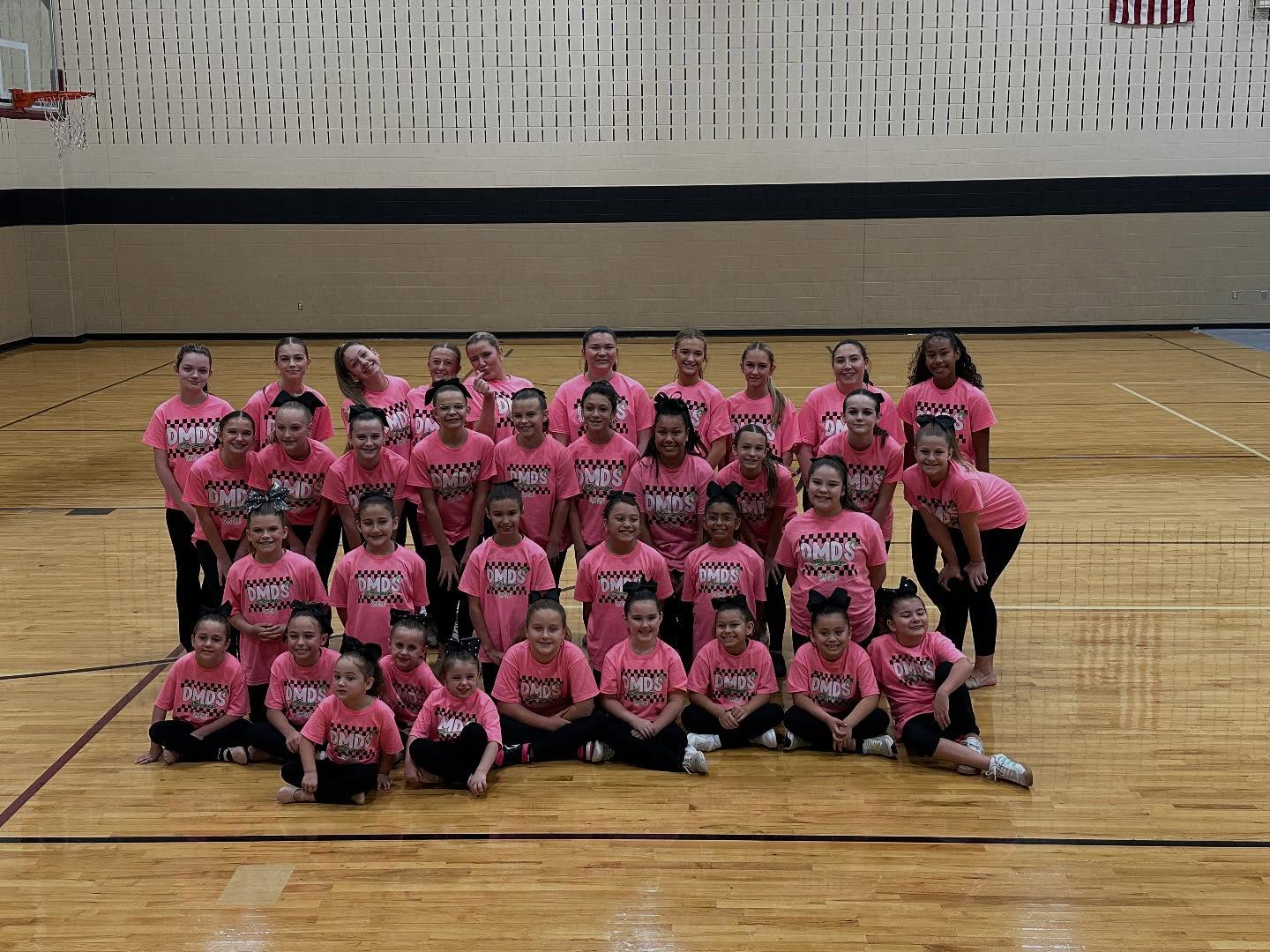 First Performance of 2025-2026. Thank you Keller Central HS for inviting us. ❤️🖤 #craftfair #crew
dance-machines.com