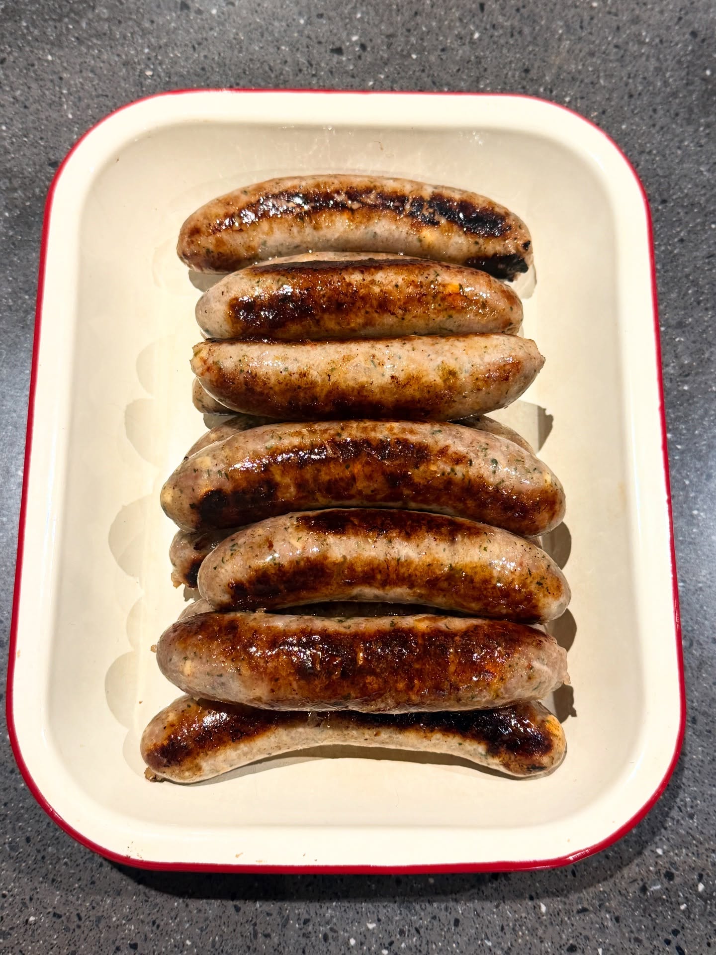 You can’t have a full English without sausages! Here @stefansbutchers we have a variety of sausages, perfect for breakfast, sausage sandwiches and of course the banker, Bangers and Mash! 😮💨
See you Tuesday!
#sausages #breakfast #fullenglish #delicious #foodies #foodlovers #stayhungrywokingham #butchers