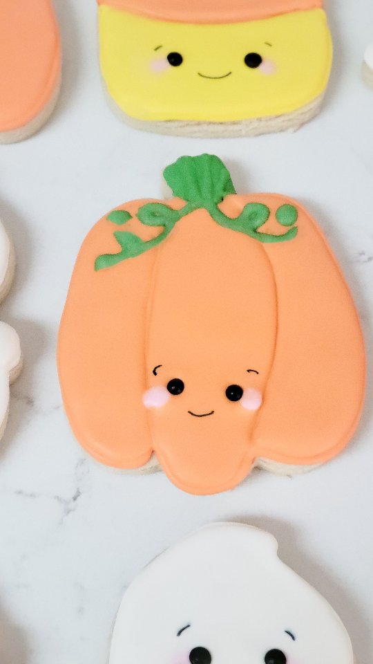 Catching up on all the cuteness from Halloween as we prep for Thanksgiving and beyond.
.
.
Order Today
.
#cookies#cookielady#halloweencookies #halloween#halloweendessert #teachergifts #royalicingcookies#cookiedecorating#cookiedecorator#pumpkin #safetyharbor #tarponsprings#dunedin#palmharbor#tampa #clearwater #localbaker#cookiesofinstagram