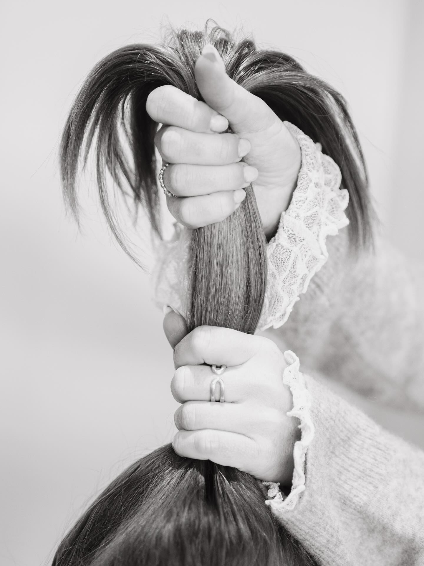 Extensions die zelfs Rapunzel jaloers maken. 💫
Bij Salon Bella Vita nemen we sprookjes haarserieus.