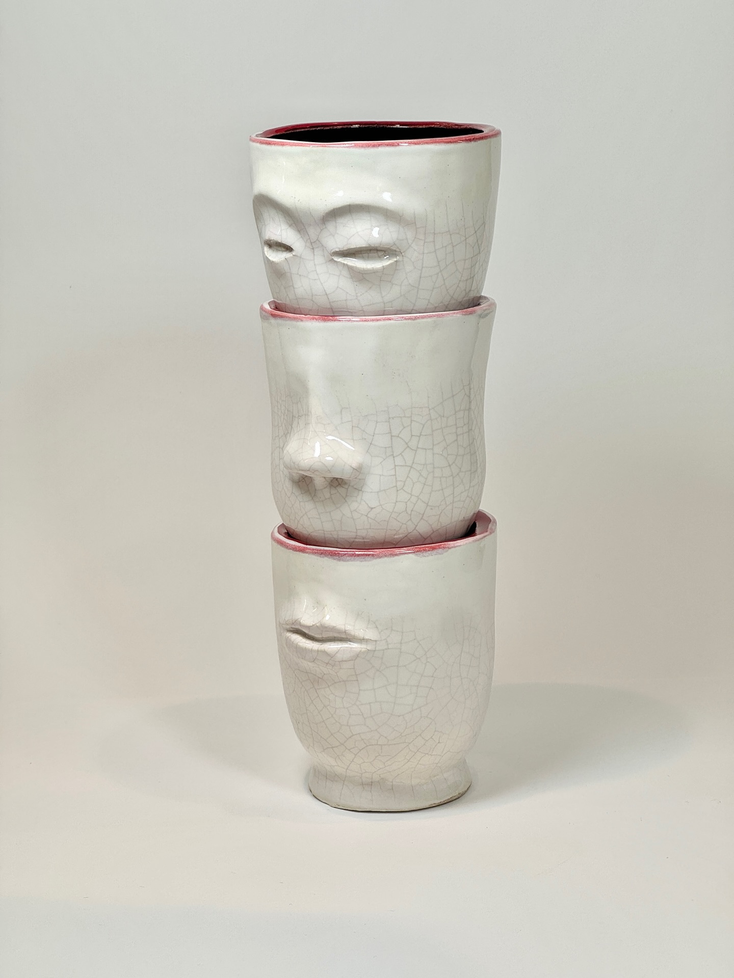 My stacking teacups were recently chosen for a small ceramics show at the San Rafael Library. We use them often, so I needed to clean them first!
Pinch pots formed from low fire clay, then sculpted. Exterior is crackle glaze with India ink. Interior is a crackle glaze.
#ceramics #teacups #terralindaceramicartists